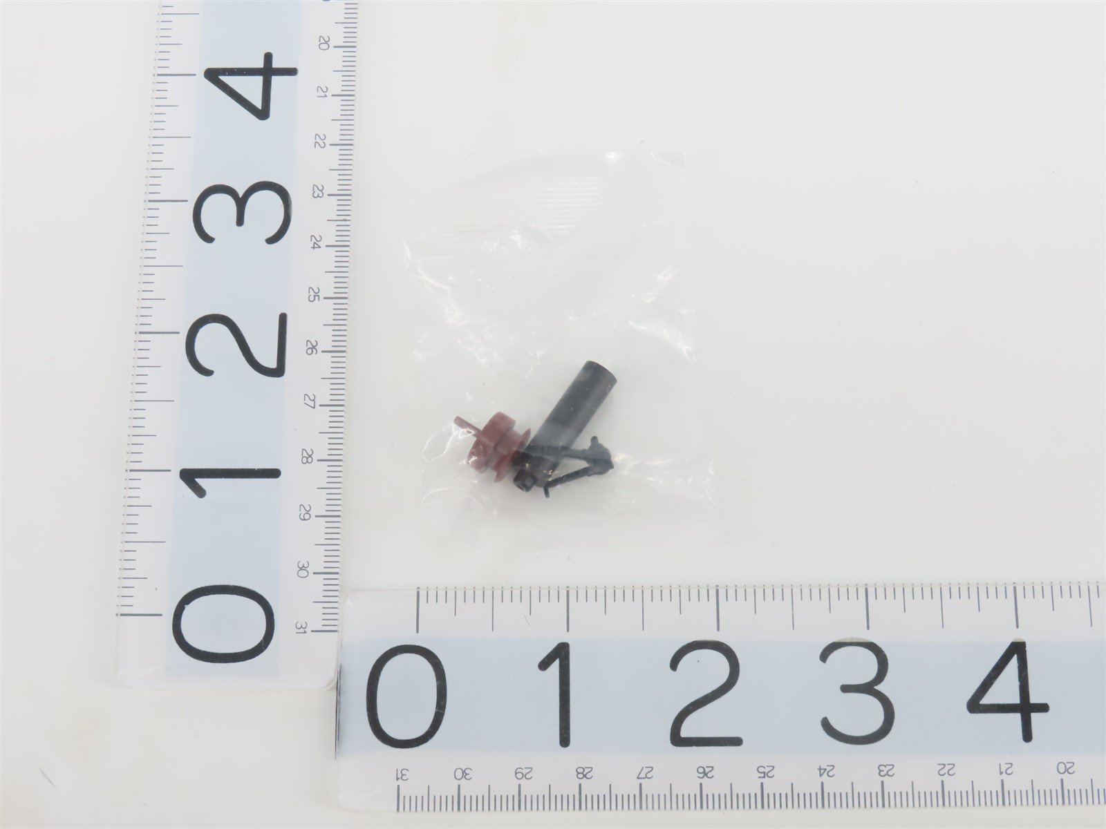 On30 Scale Bachmann Spectrum 27301 Non-Operating Log Skidder