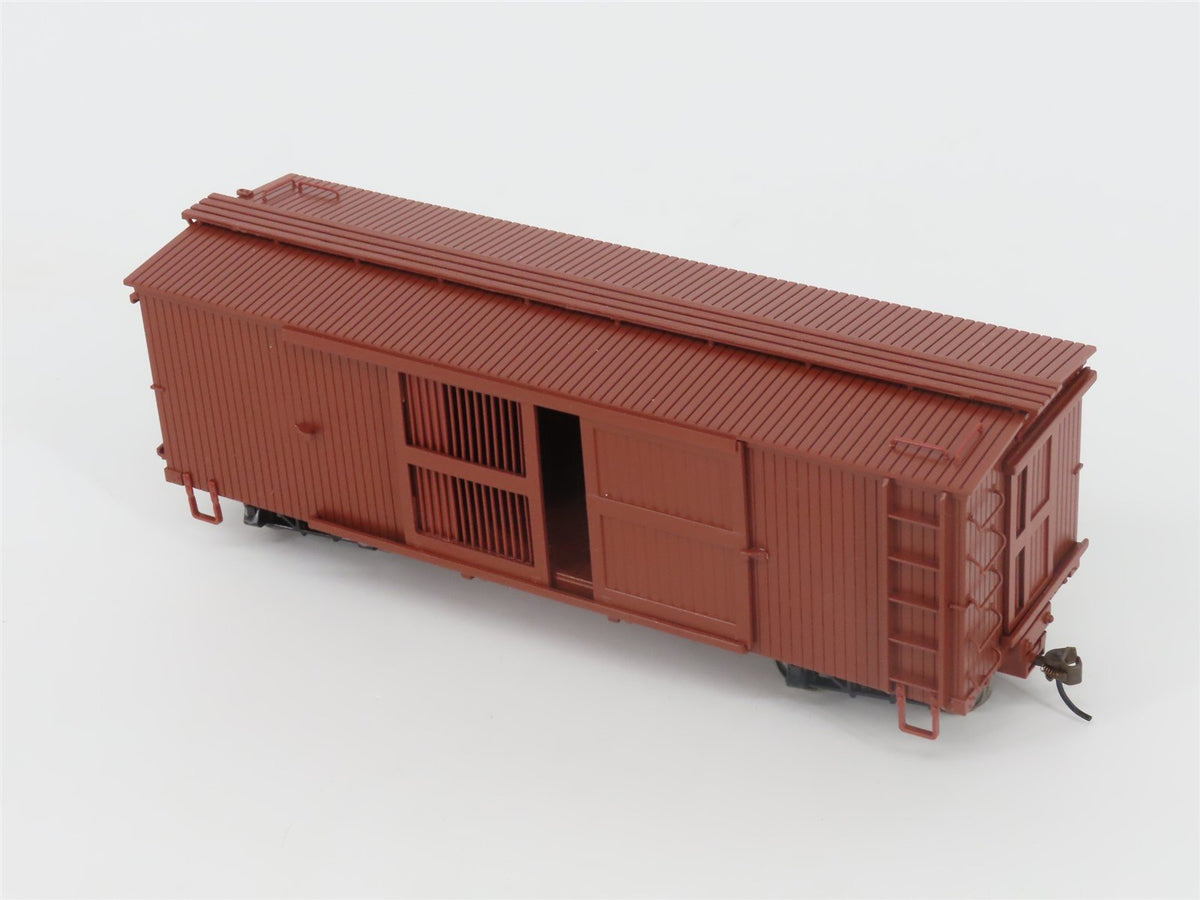 On30 Scale Bachmann Spectrum 27699 Unlettered Ventilated Box Car