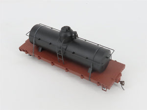 On30 Scale Bachmann Spectrum 27199 Unlettered Single Dome Tank Car