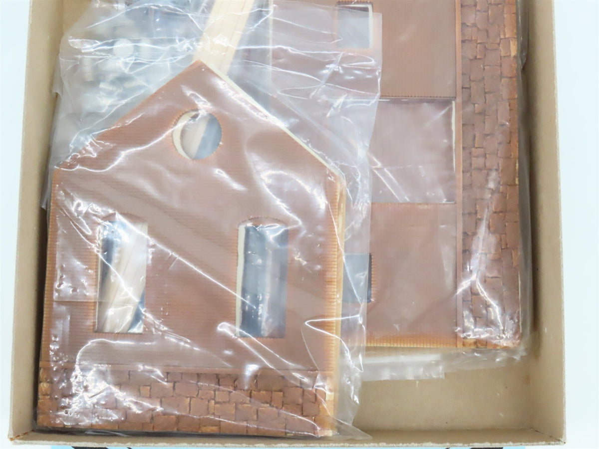 O 1/48 Scale Berkshire Valley Kit #802 Brick Freight House