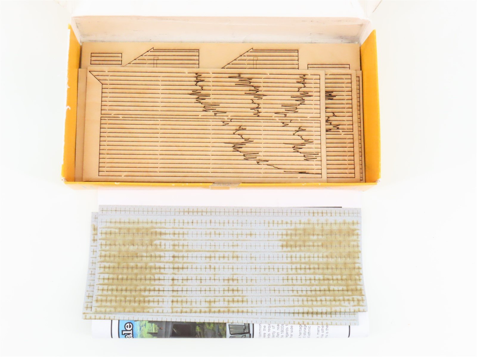 S 1/64 Scale Branchline Laser-Art Structures Kit #549S Fallen Barn