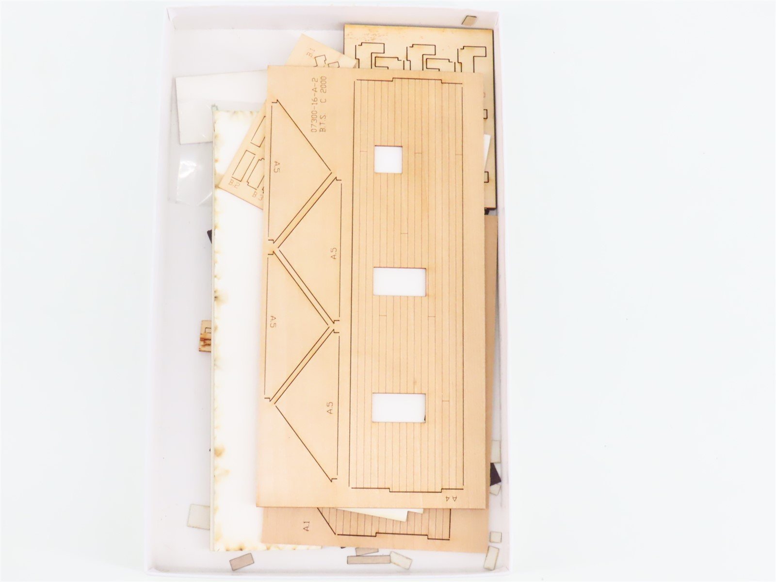 S 1/64 Scale BTS Structures Goin' Home Series Kit #07300 Shotgun House