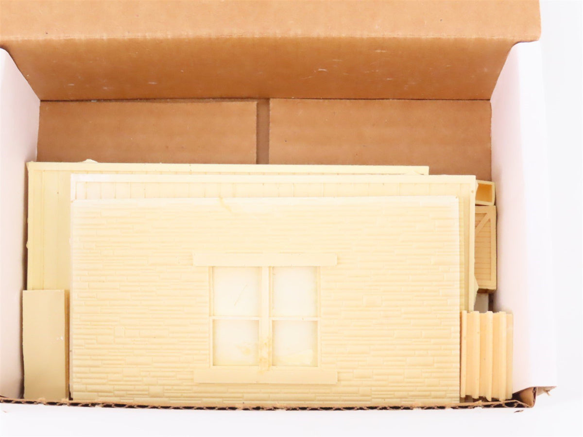 S 1/64 Scale Train Stuff Kit #4005S John&#39;s Feed &amp; Grain