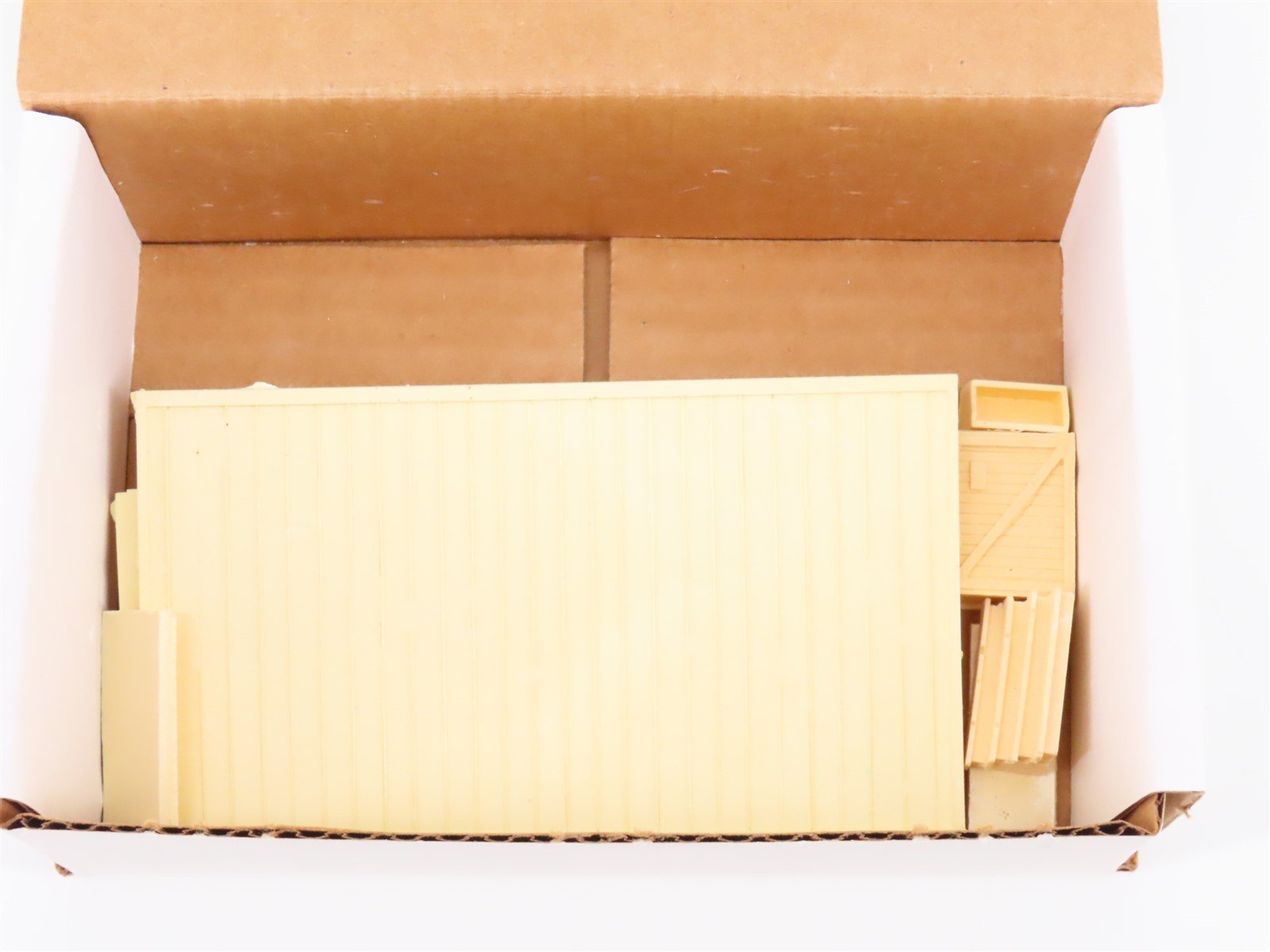 S 1/64 Scale Train Stuff Kit #4005S John's Feed & Grain