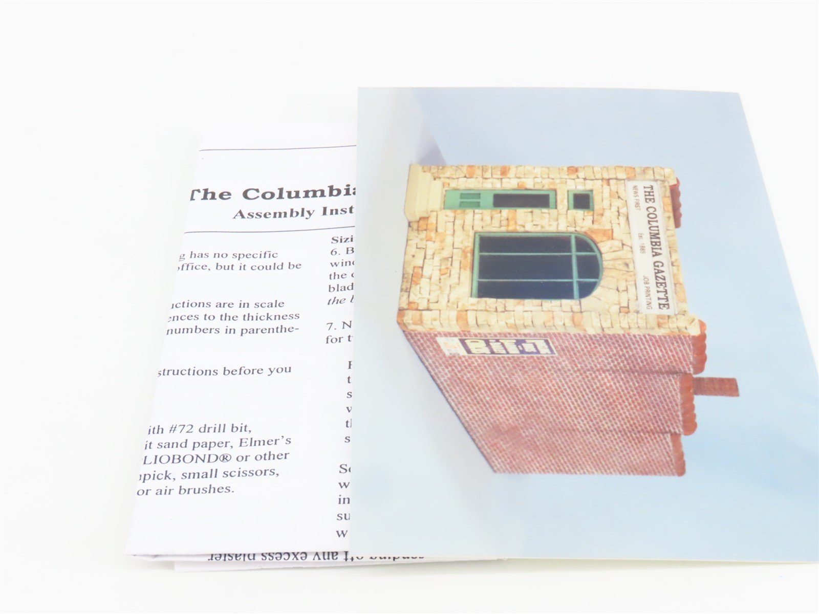 S 1/64 Scale The Building & Structure Co Kit #4067 The Columbia Gazette