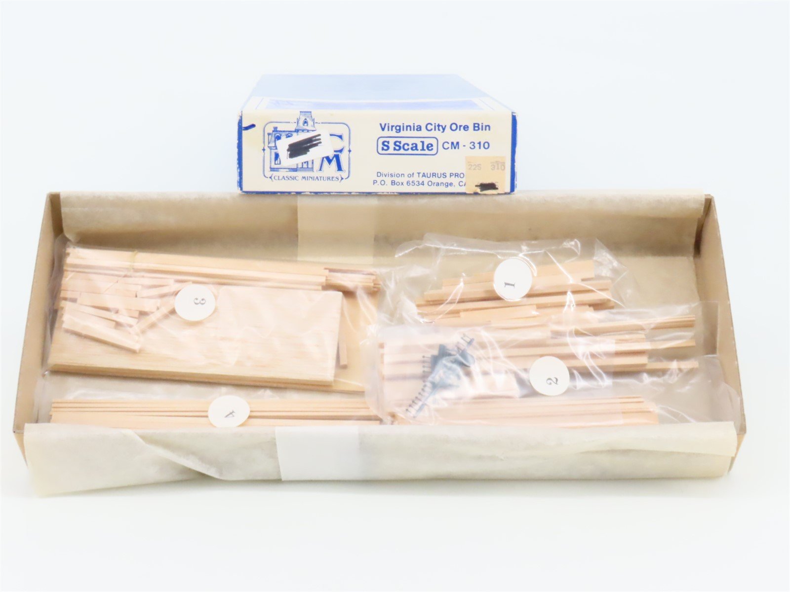 S 1/64 Scale Classic Miniatures CM Kit #310 Virginia City Ore Bin