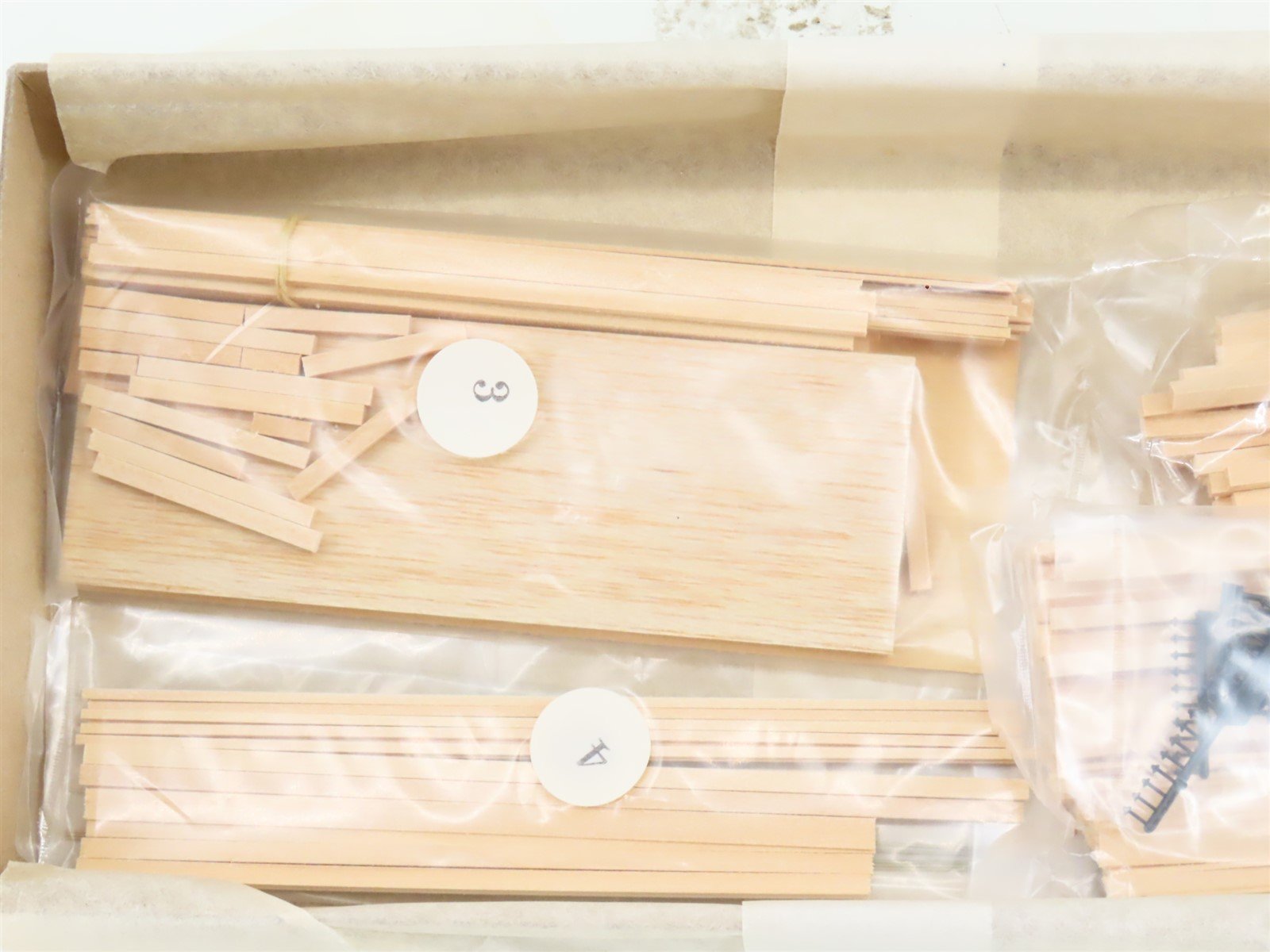 S 1/64 Scale Classic Miniatures CM Kit #310 Virginia City Ore Bin