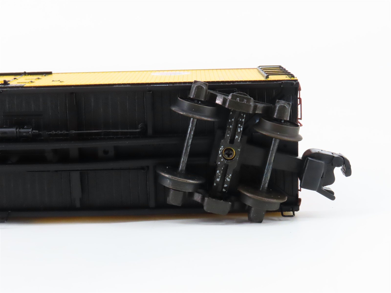 S Scale S-Helper Service Showcase Line 00686 NP Northern Pacific Reefer #900423