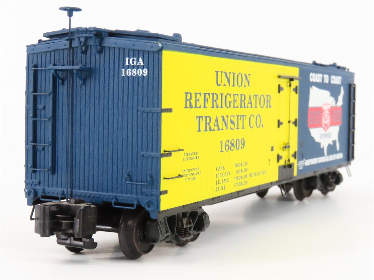 S Scale S-Helper Service Showcase Line 00526 URTC IGA Food Stores Reefer #16809
