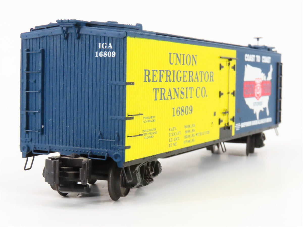 S Scale S-Helper Service Showcase Line 00526 URTC IGA Food Stores Reefer #16809