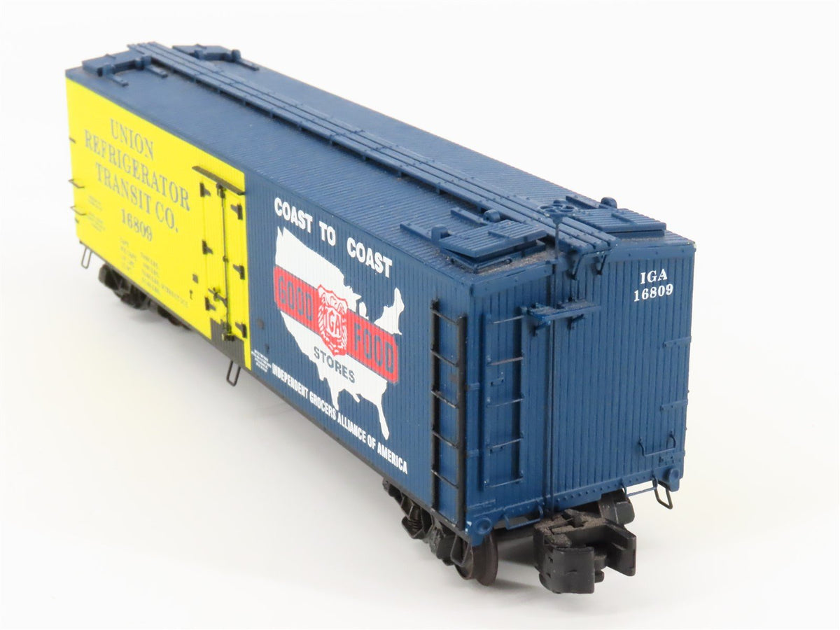 S Scale S-Helper Service Showcase Line 00526 URTC IGA Food Stores Reefer #16809
