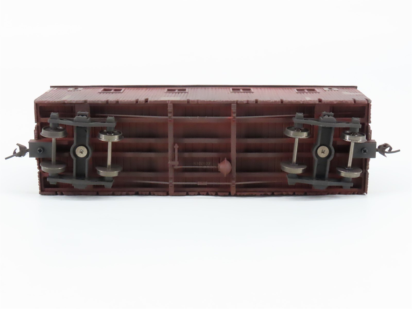 On30 Scale Bachmann Spectrum 26996 Unlettered Camp Dining Car - Weathered