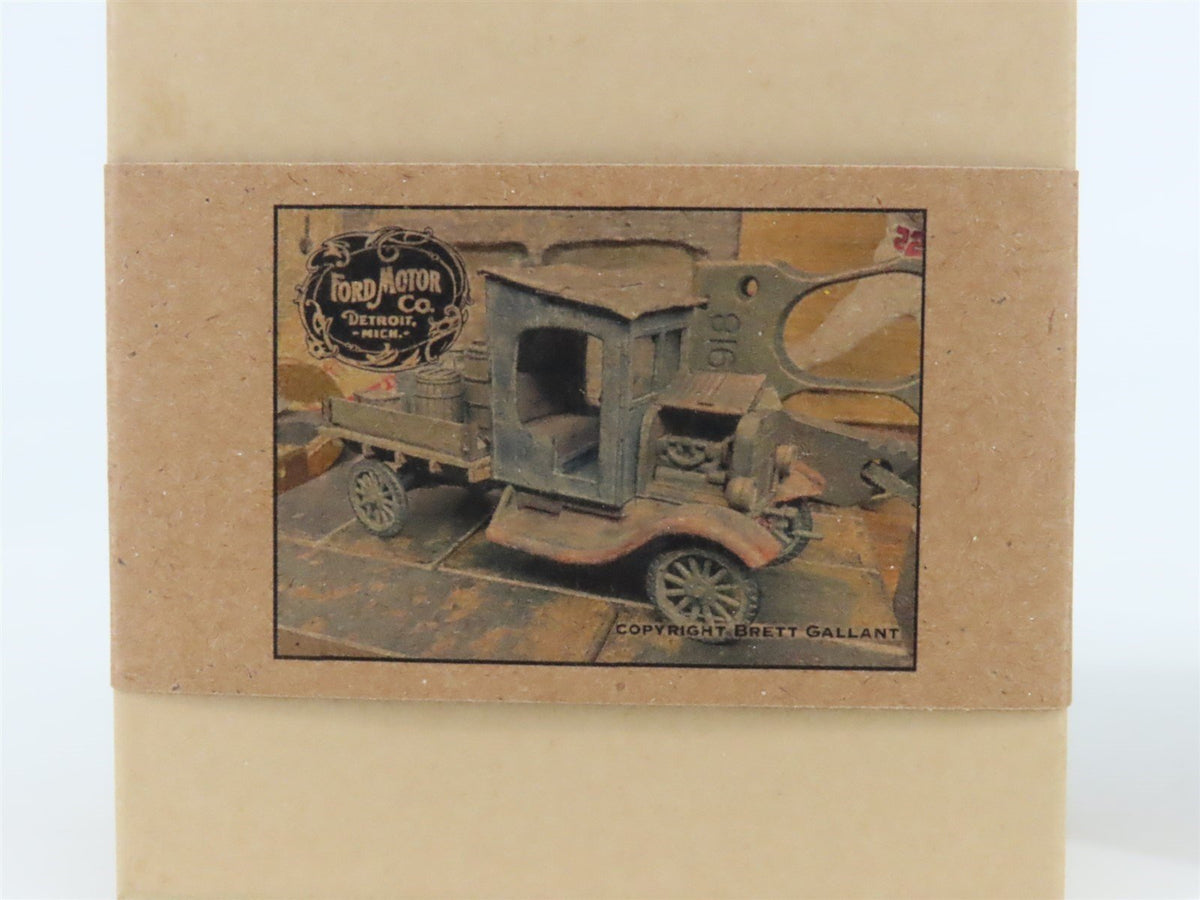O 1/48 Sierra West Kits - Portable Air Compressor &amp; Ford Model &quot;TT&quot; Flat Bed