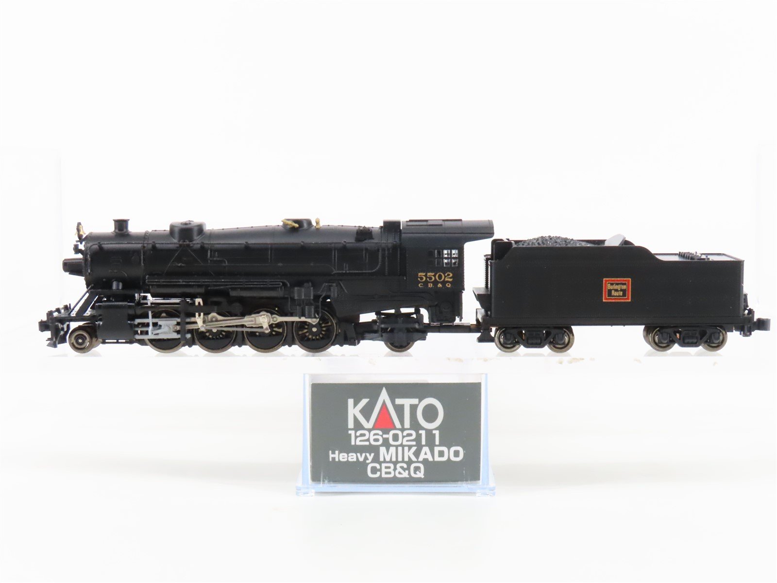N Scale KATO 126-0211A CB&Q Burlington Route 2-8-2 Heavy Mikado Steam #5502