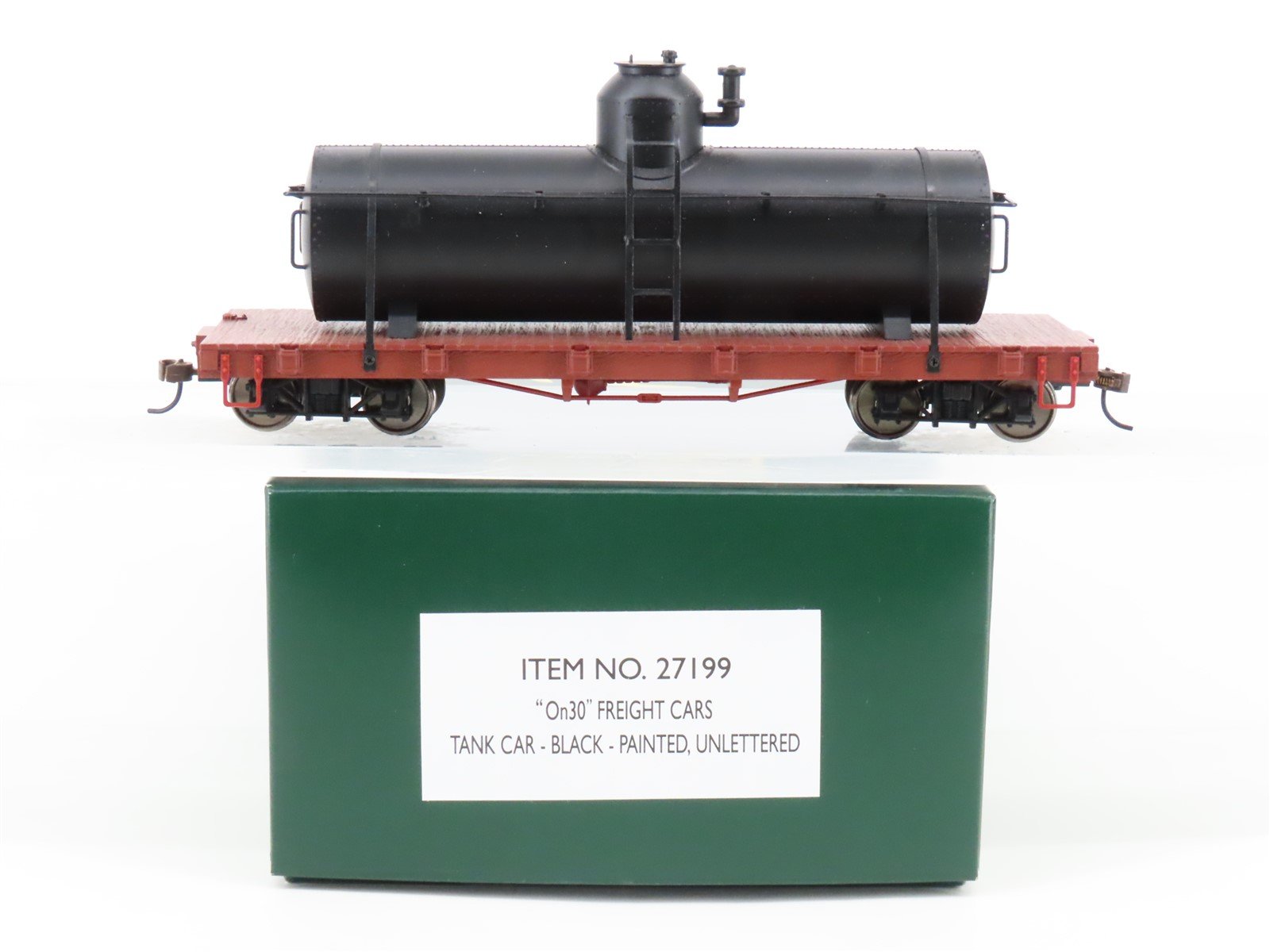 On30 Scale Bachmann Spectrum 27199 Painted, Unlettered Tank Car