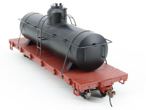 On30 Scale Bachmann Spectrum 27199 Painted, Unlettered Tank Car