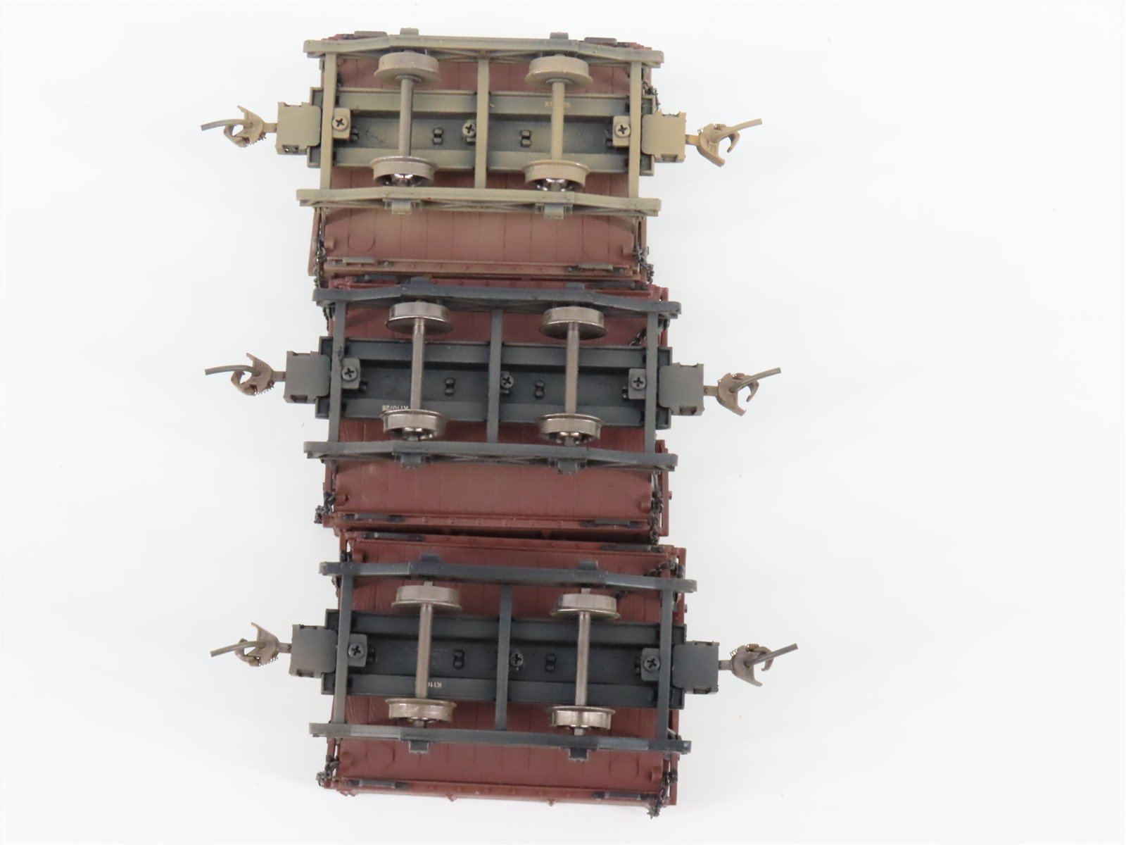 On30 Scale Bachmann Spectrum 29801 Die-Cast Wood Side Dump Cars 3-Pack