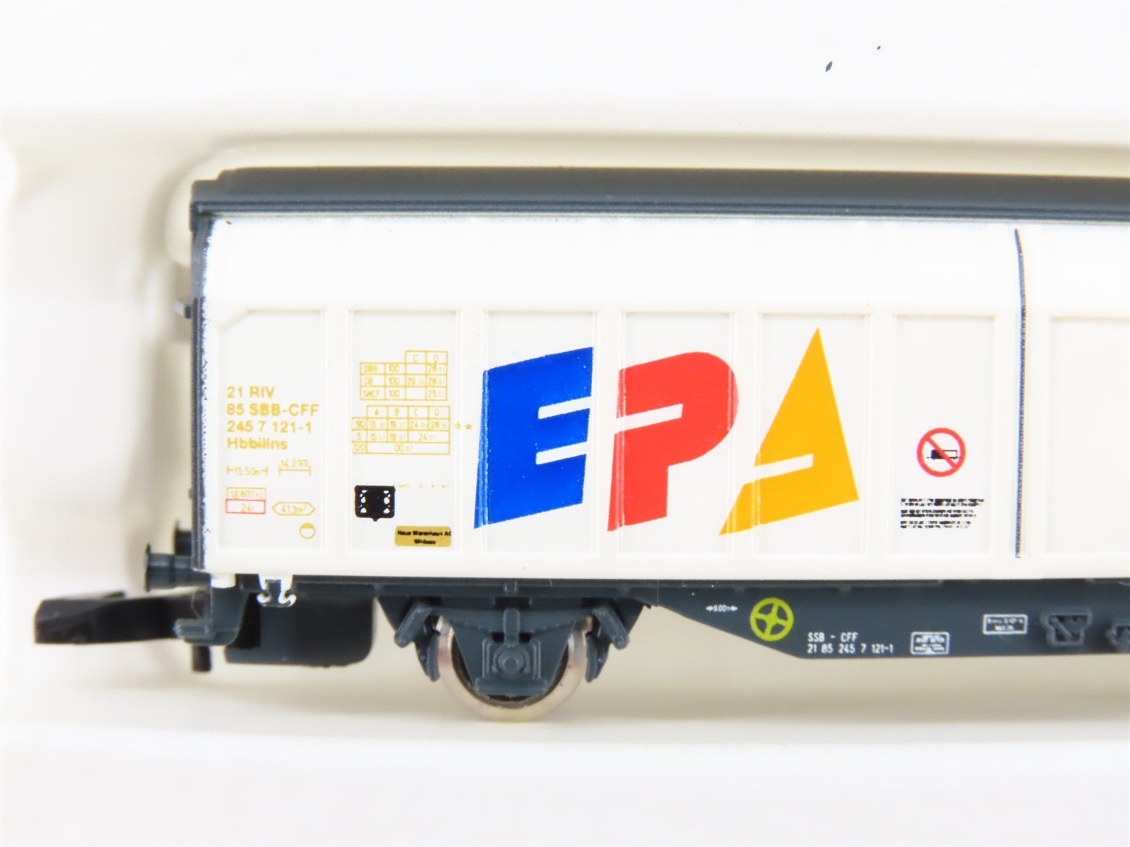 Z Scale Marklin Mini-Club 82381 SBB-CFF Swiss Railway EPA Sliding Door Box Car