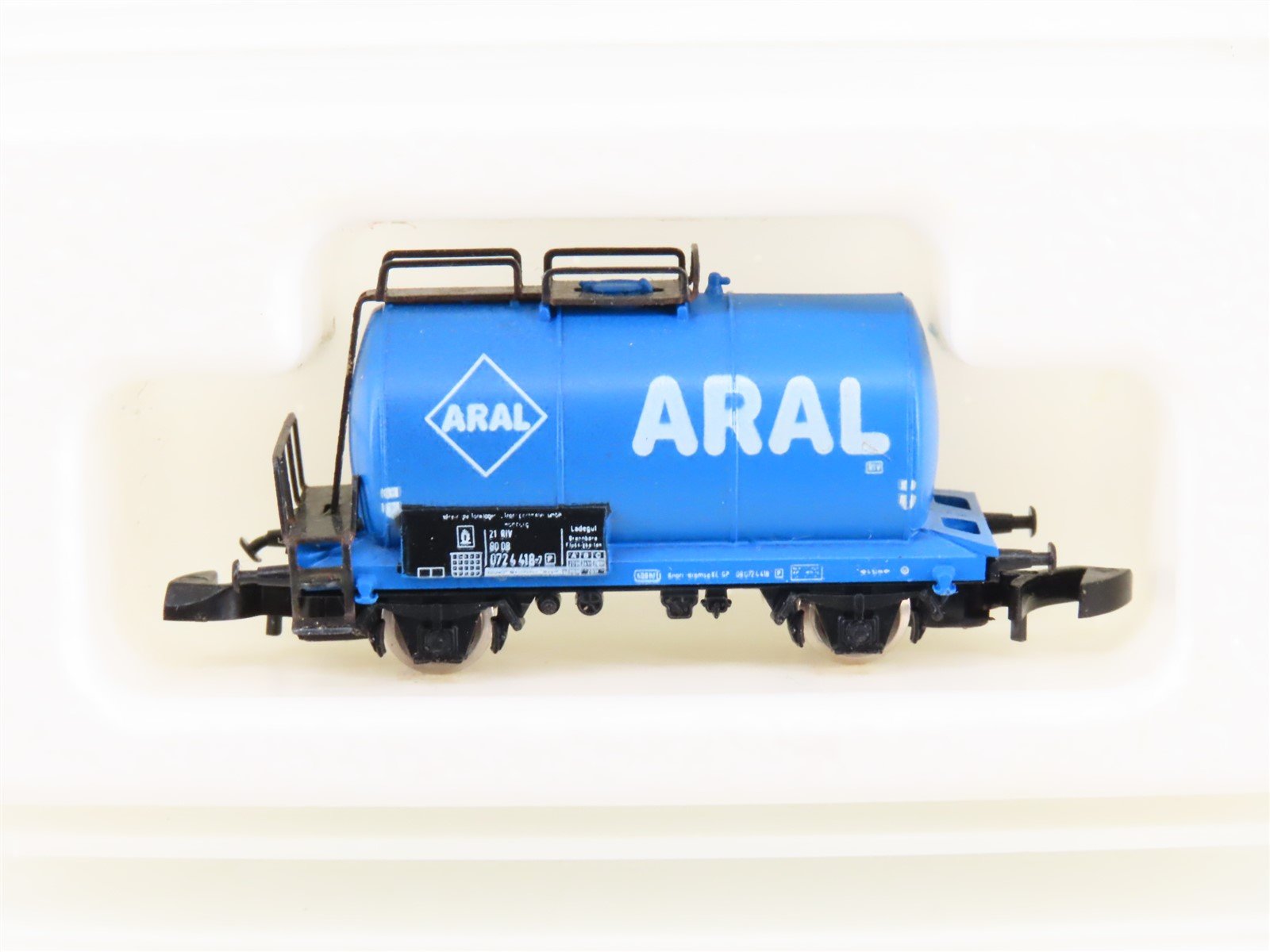 Z Scale Marklin Mini-Club 8613 Aral Tank Car #072 4 418-7