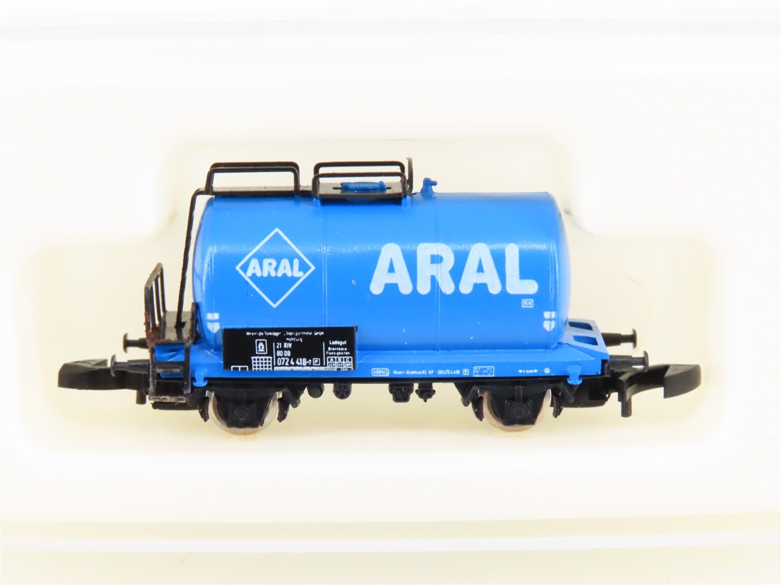 Z Scale Marklin Mini-Club 8613 Aral Tank Car #072 4 418-7