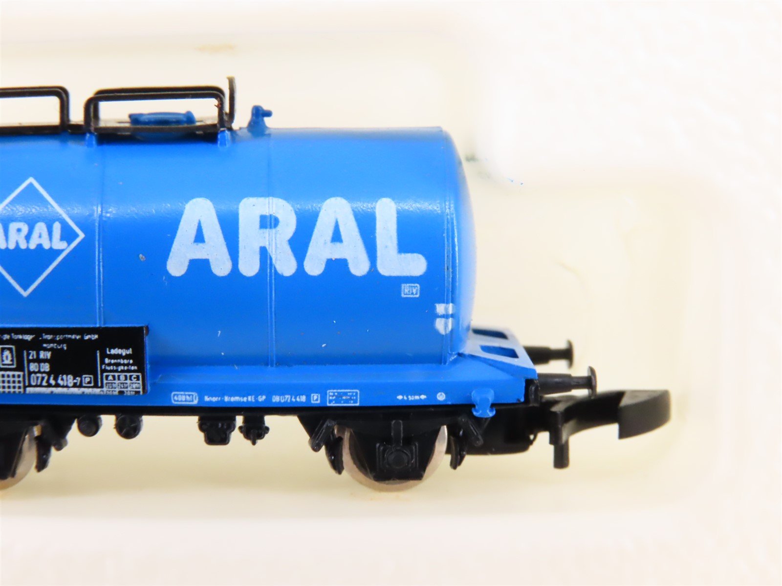 Z Scale Marklin Mini-Club 8613 Aral Tank Car #072 4 418-7