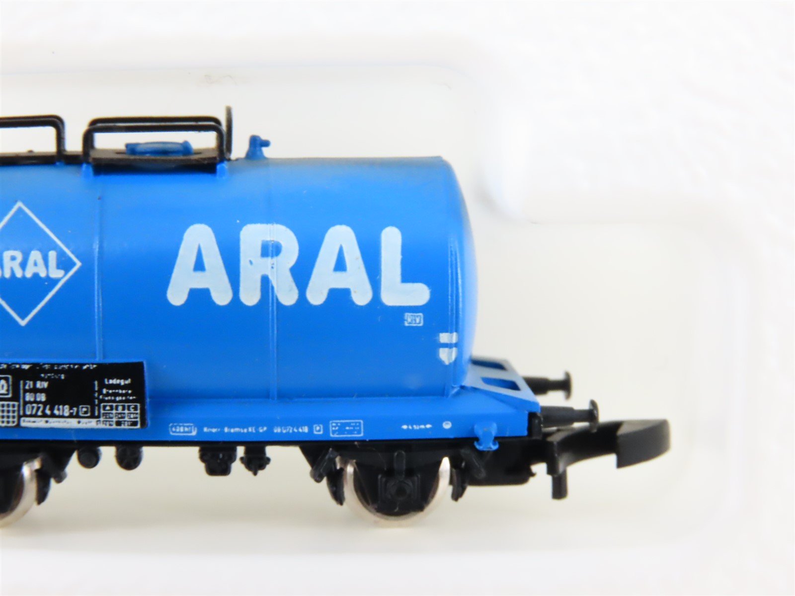 Z Scale Marklin Mini-Club 8613 Aral Tank Car #072 4 418-7