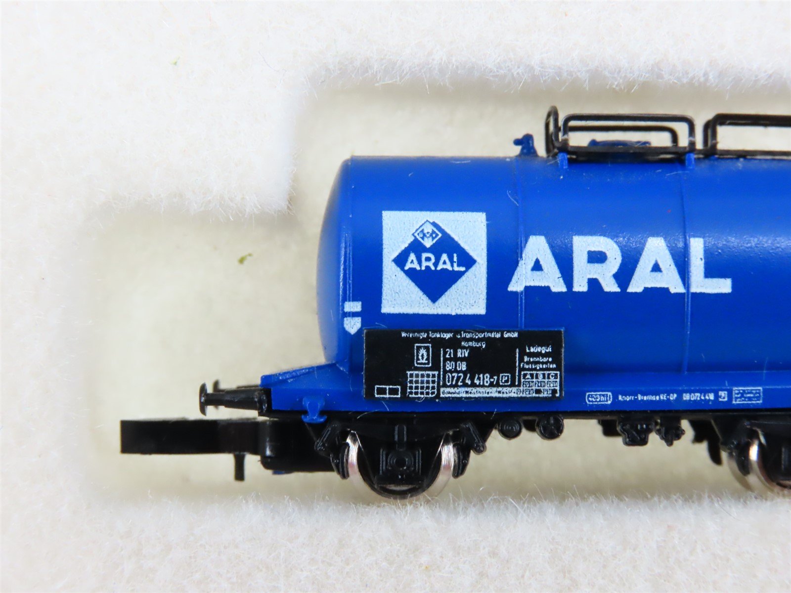 Z Scale Marklin Mini-Club 8613 Aral Tank Car #072-4-418-7