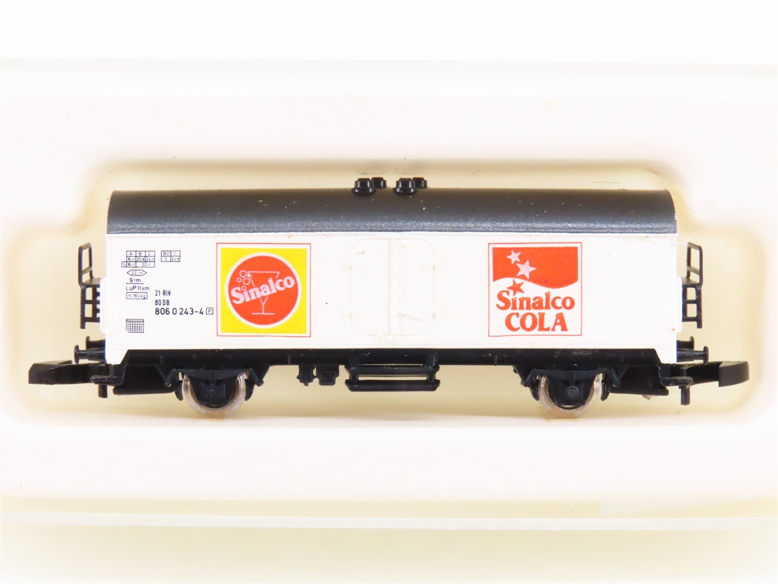 Z Scale Marklin Mini-Club 8631 Sinalco Cola Reefer #806 0 243-4