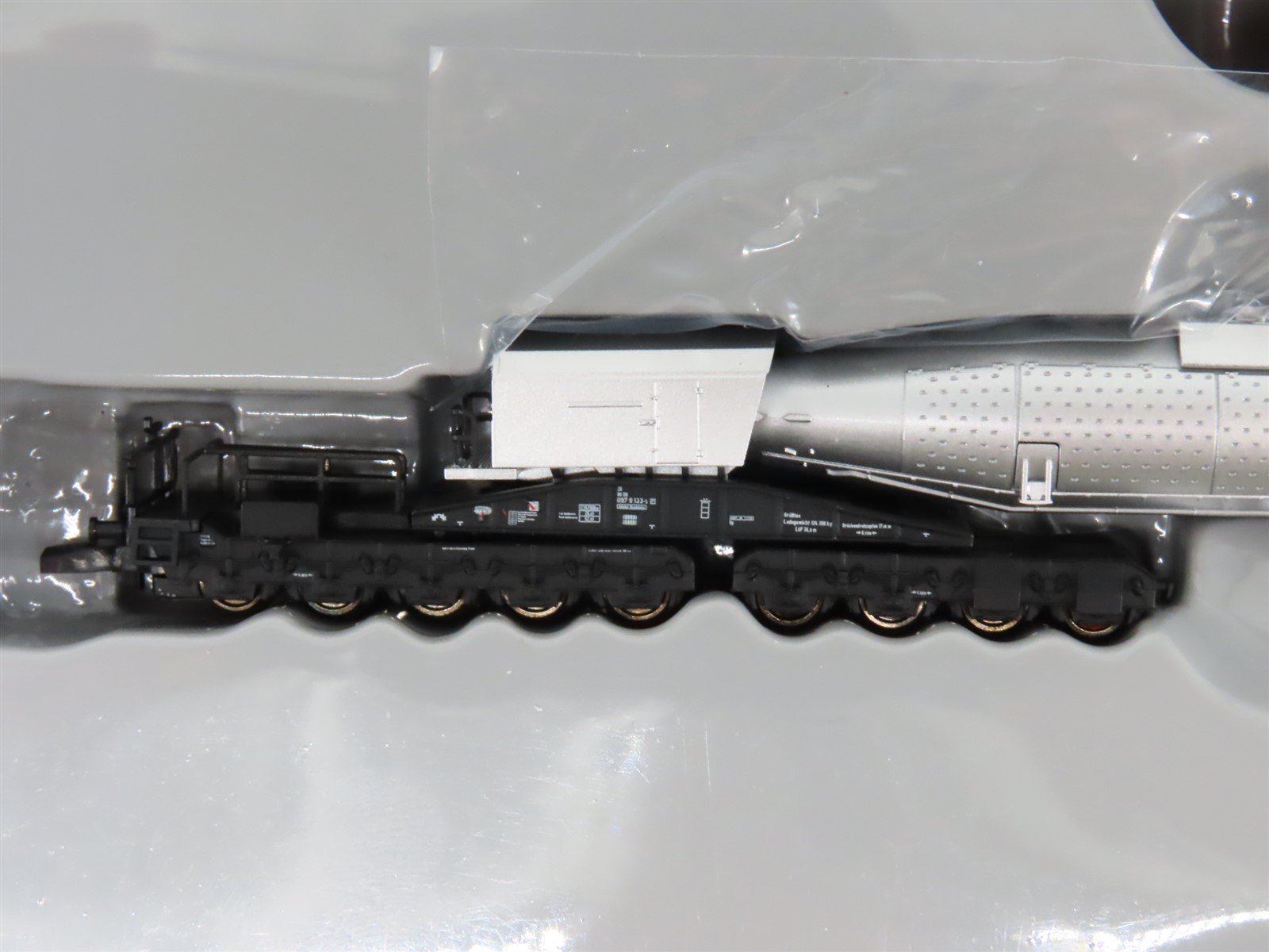 Z Scale Marklin 86200 DB German Federal Railroad Era III Torpedo Ladle Car