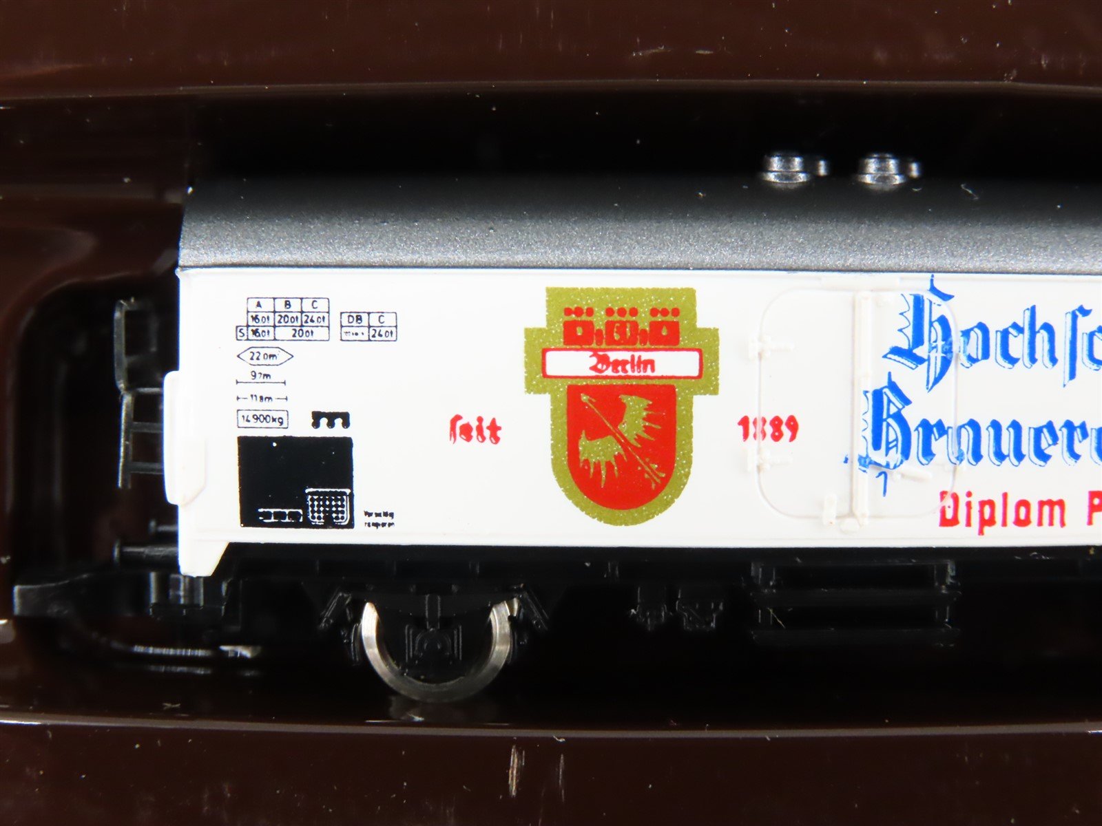 Z Scale Marklin Mini-Club 8400C Breweries of Berlin Beer Wagon 6-Car Set