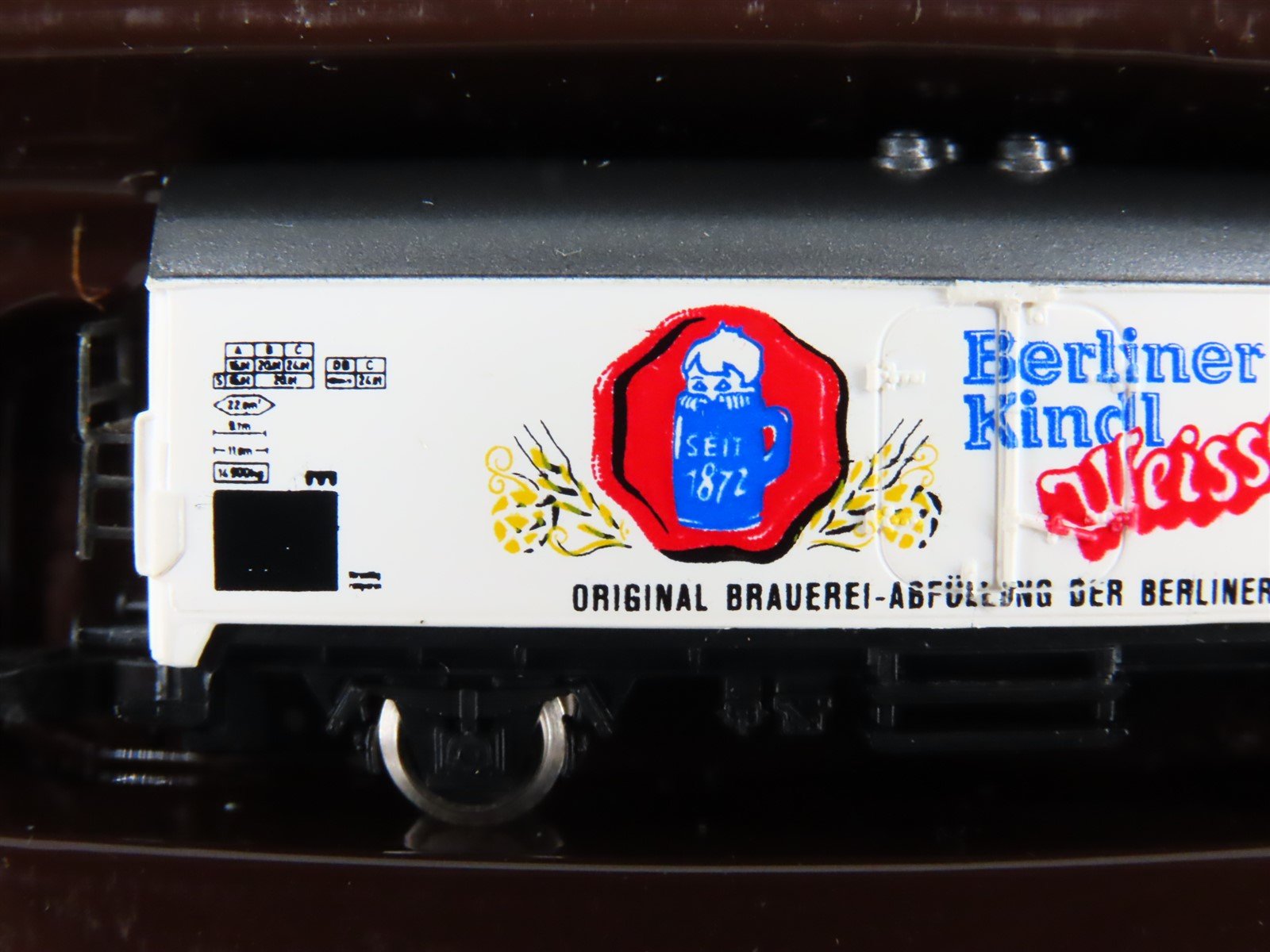 Z Scale Marklin Mini-Club 8400C Breweries of Berlin Beer Wagon 6-Car Set