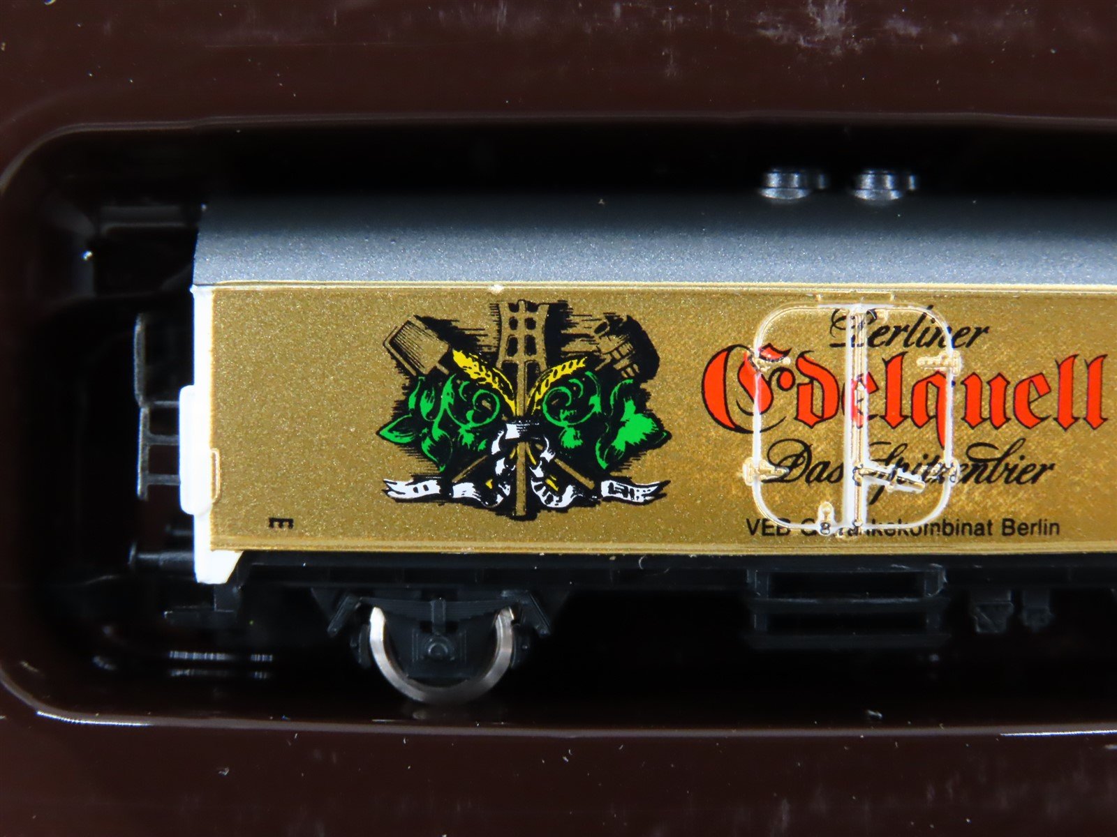 Z Scale Marklin Mini-Club 8400C Breweries of Berlin Beer Wagon 6-Car Set