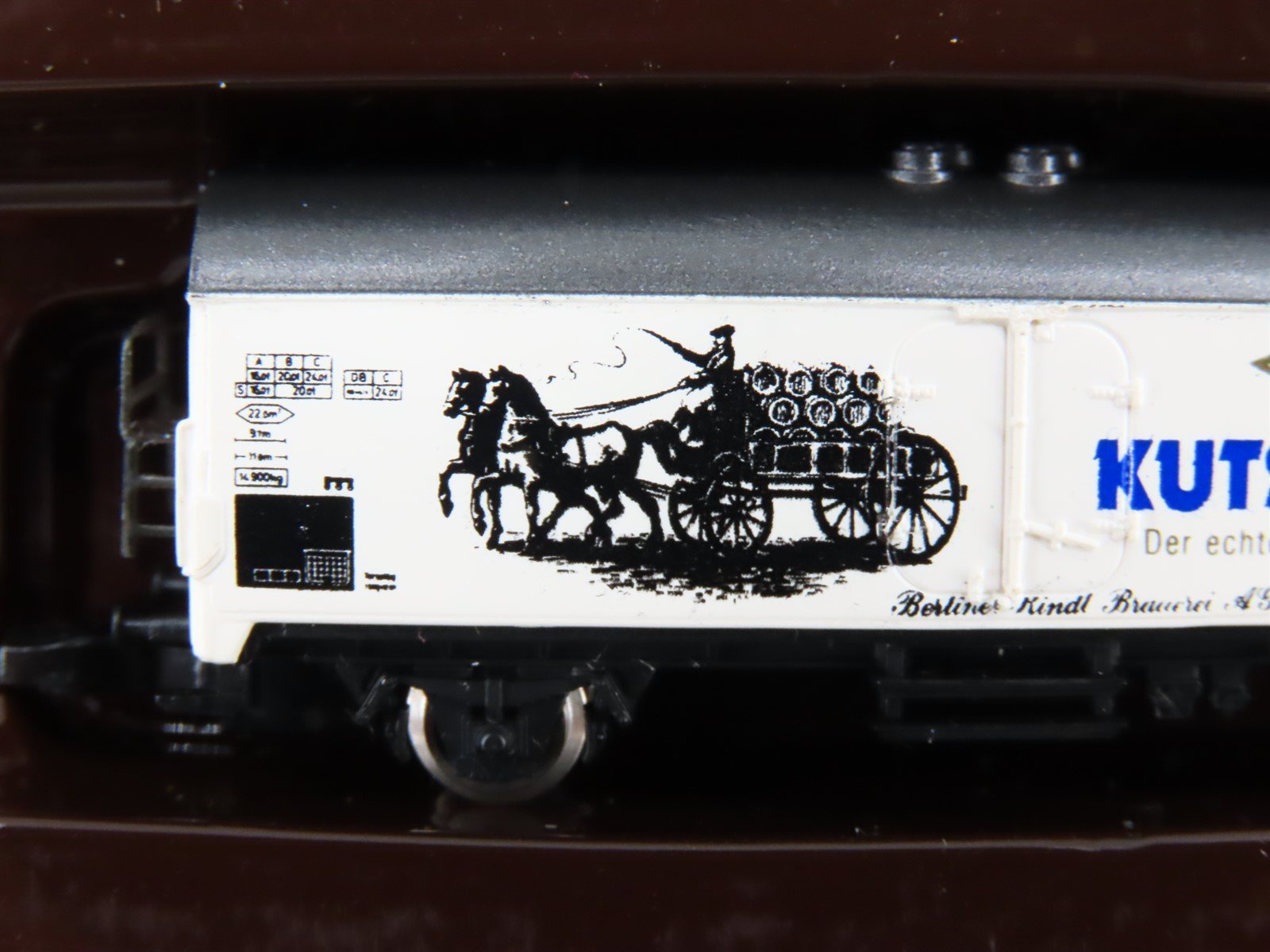 Z Scale Marklin Mini-Club 8400C Breweries of Berlin Beer Wagon 6-Car Set