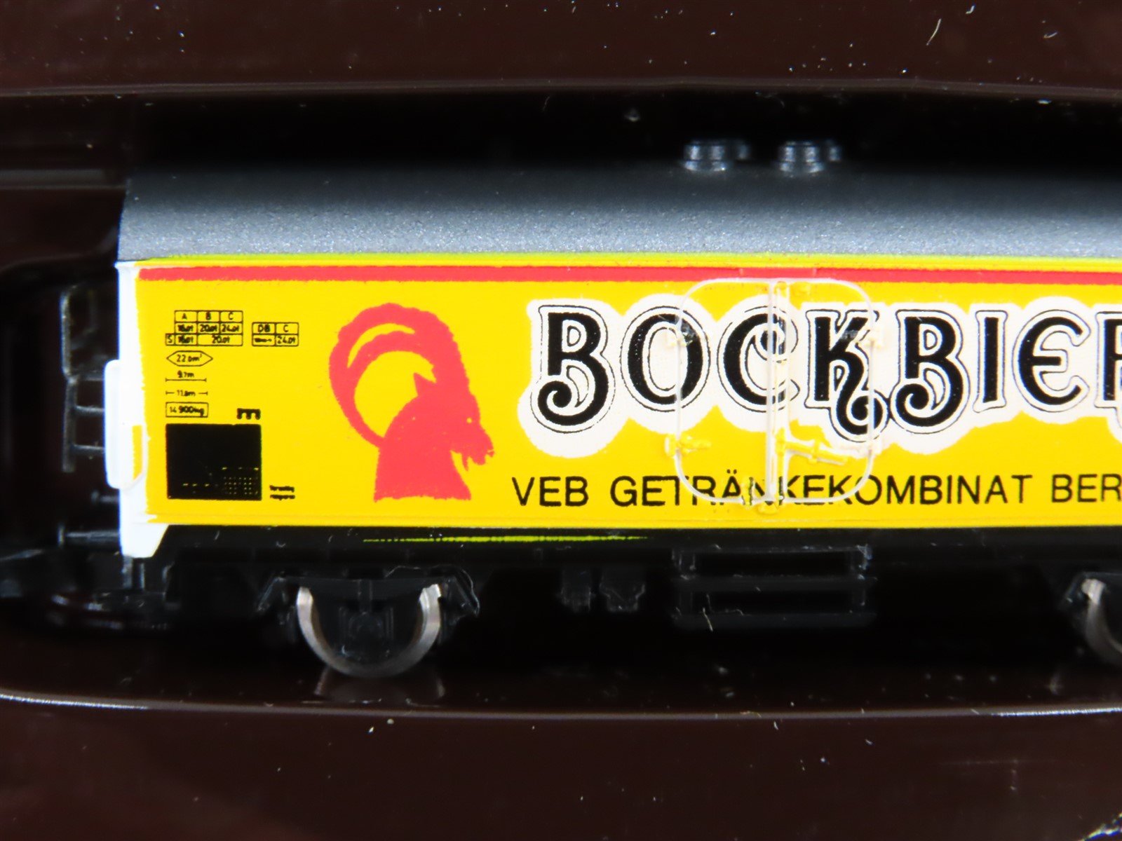 Z Scale Marklin Mini-Club 8400C Breweries of Berlin Beer Wagon 6-Car Set