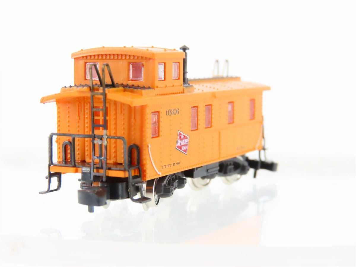 Z Scale Marklin Mini-Club 88603 MILW Milwaukee Road EMD F7A Diesel &amp; Caboose Set