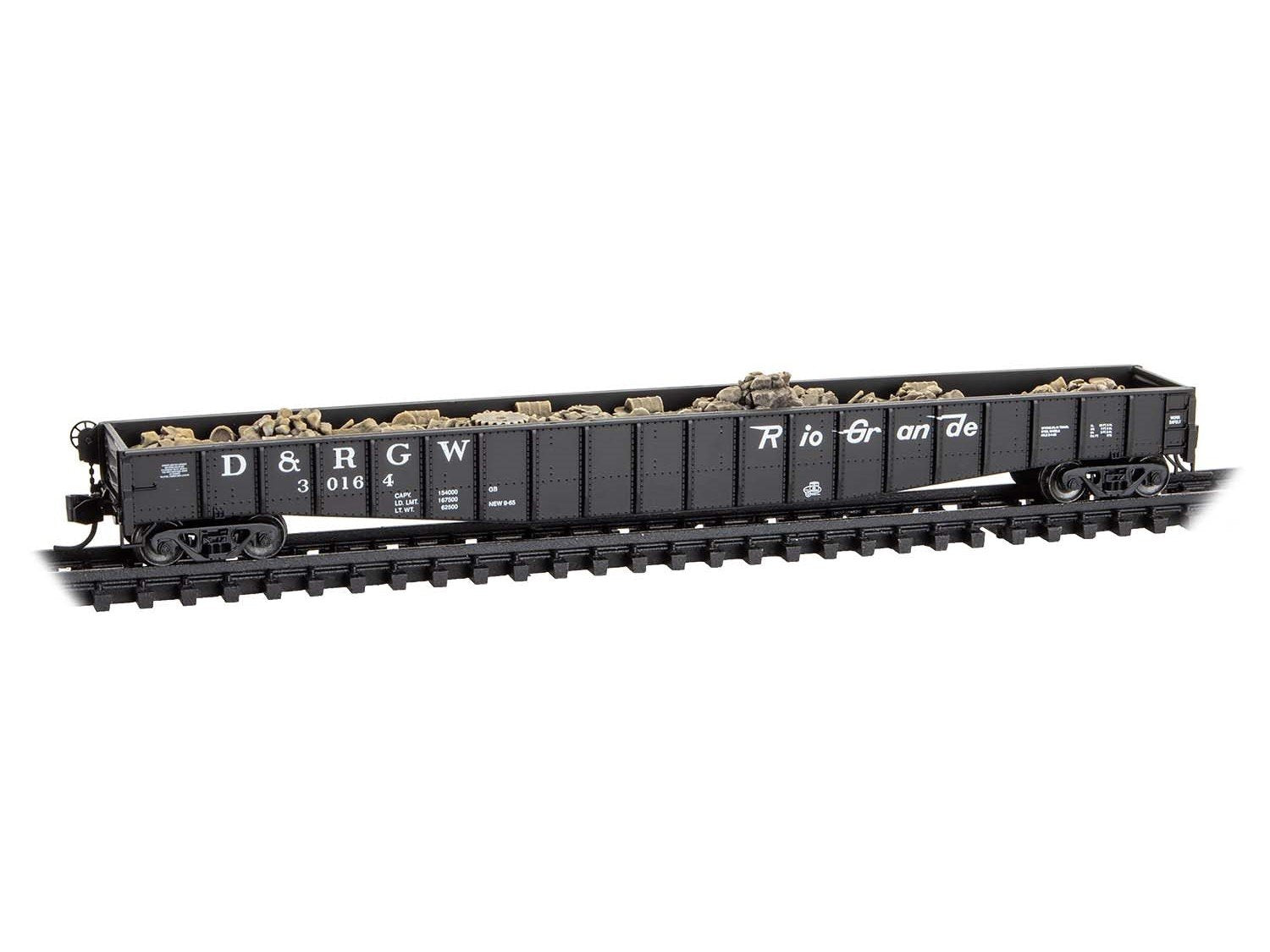 N Micro-Trains MTL 10700130 D&RGW 65' 70-Ton Mill Gondola #30164 w/ Scrap Load