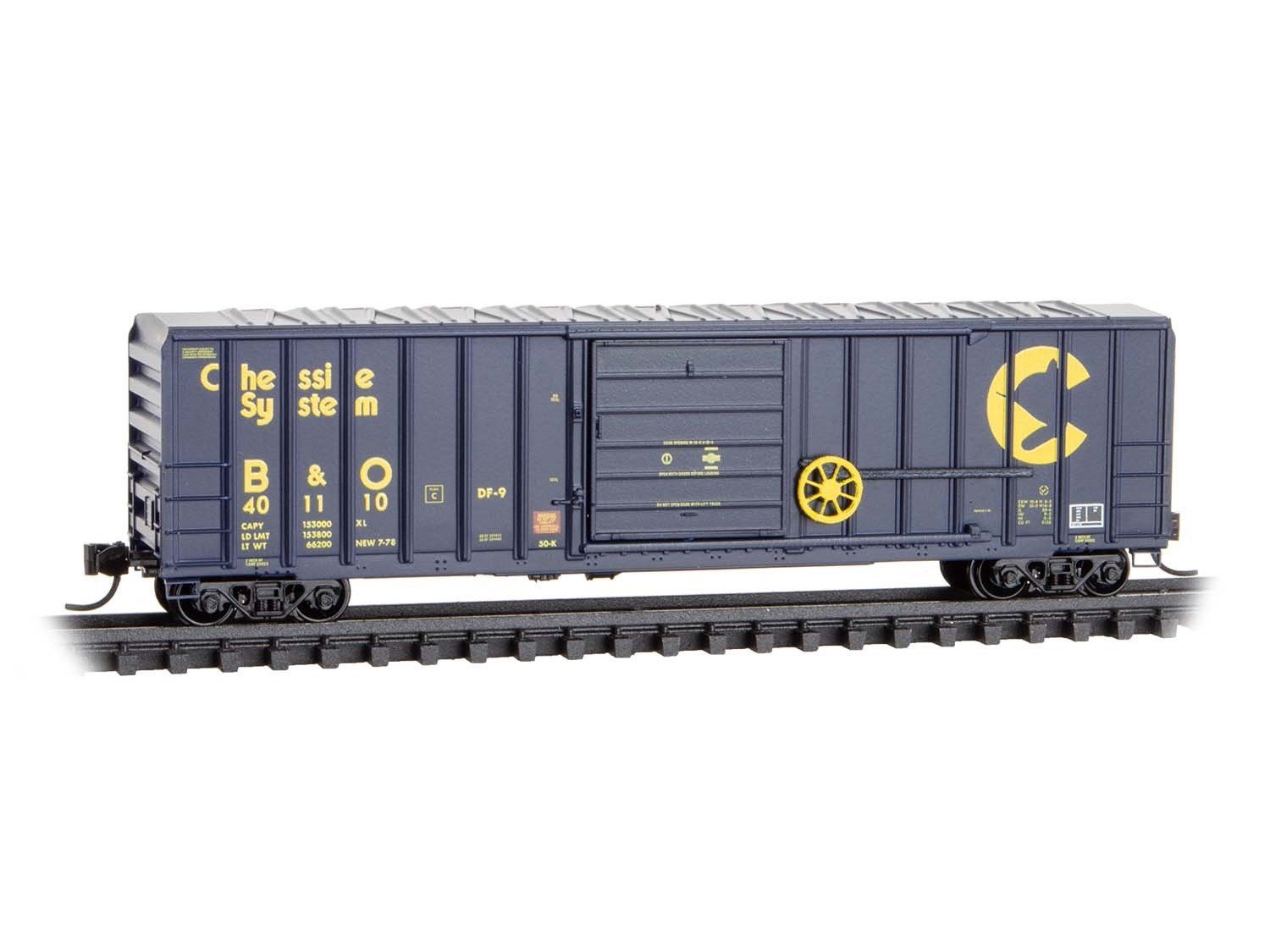 N Micro-Trains MTL 02500356 B&O Chessie System 50' Rib Side Box Car #401110