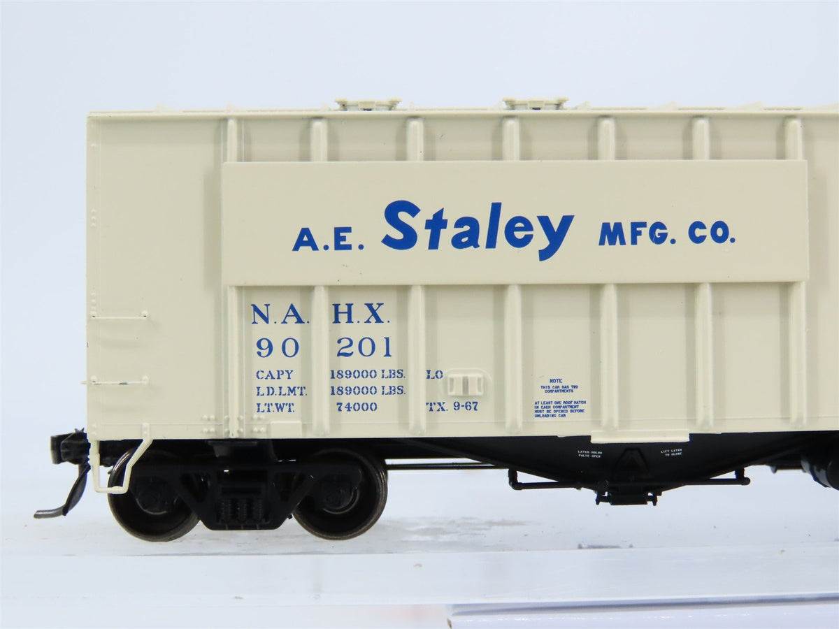 HO Scale Tangent 16046-01 NAHX Staley Airslide Covered Hopper #90201