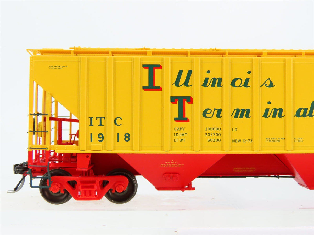 HO Scale Tangent 20013-10 ITC Illinois Terminal PS-2 3 Bay Covered Hopper #1918