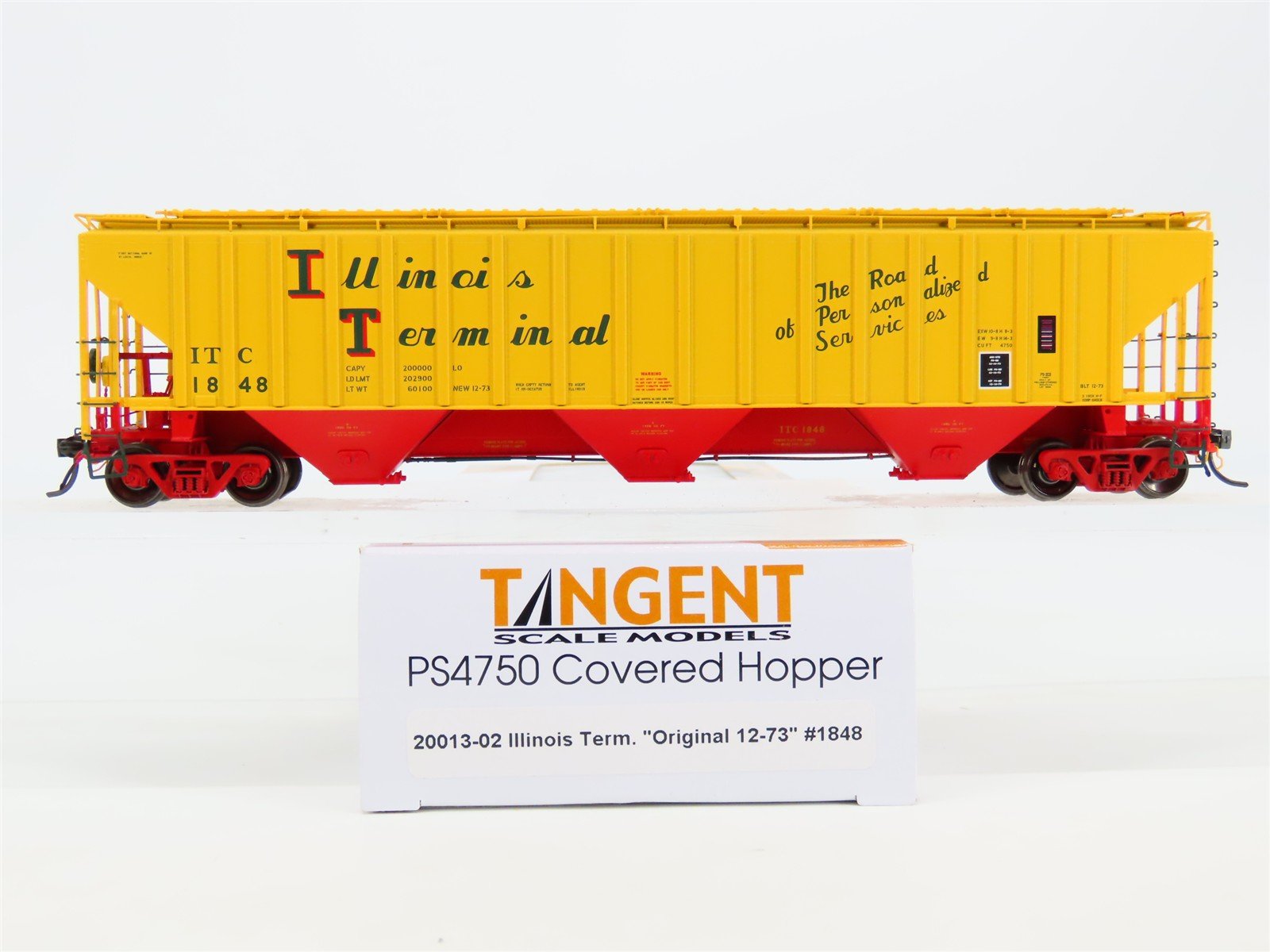 HO Scale Tangent 20013-02 ITC Illinois Terminal 3 Bay Covered Hopper #1848