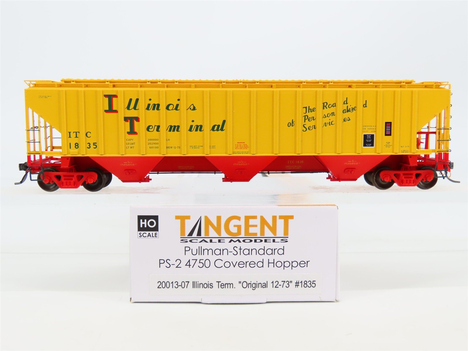HO Scale Tangent 20013-07 ITC Illinois Terminal PS-2 3 Bay Covered Hopper #1835