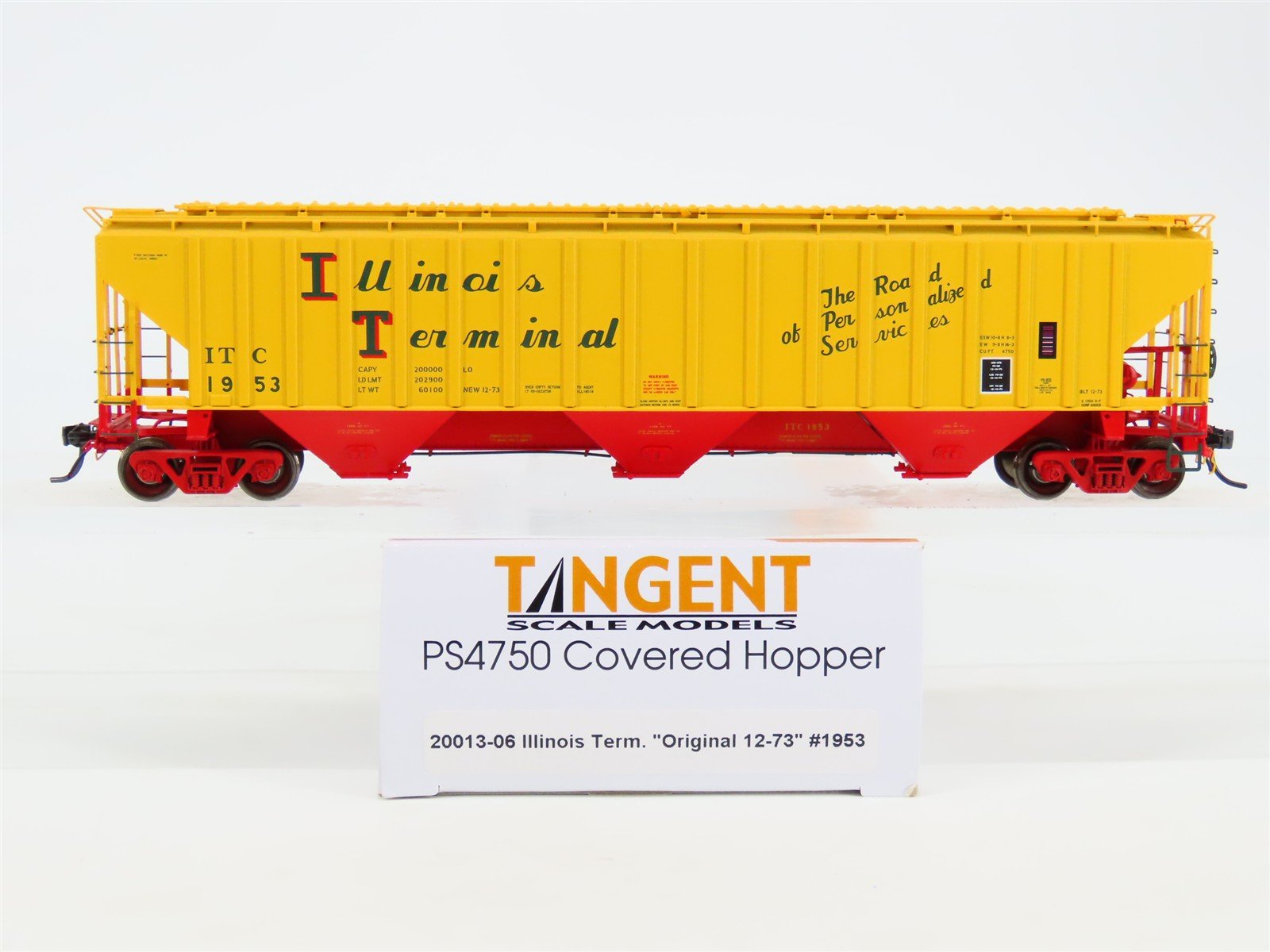 HO Scale Tangent 20013-06 ITC Illinois Terminal 3 Bay Covered Hopper #1953