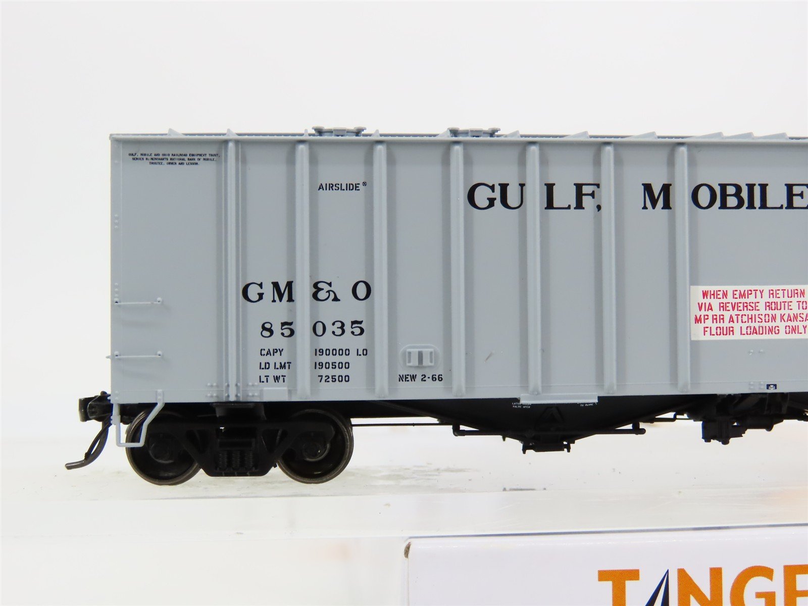 HO Scale Tangent 16014-04 GM&O Gulf Mobile & Ohio Airslide Covered Hopper #85035