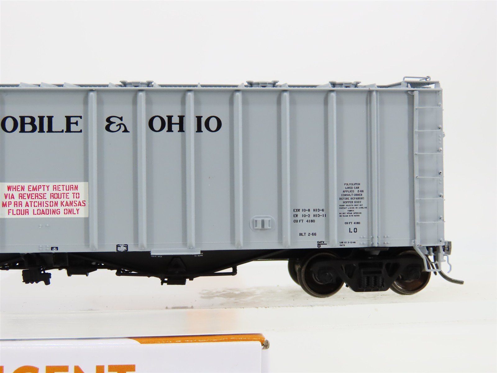 HO Scale Tangent 16014-04 GM&O Gulf Mobile & Ohio Airslide Covered Hopper #85035
