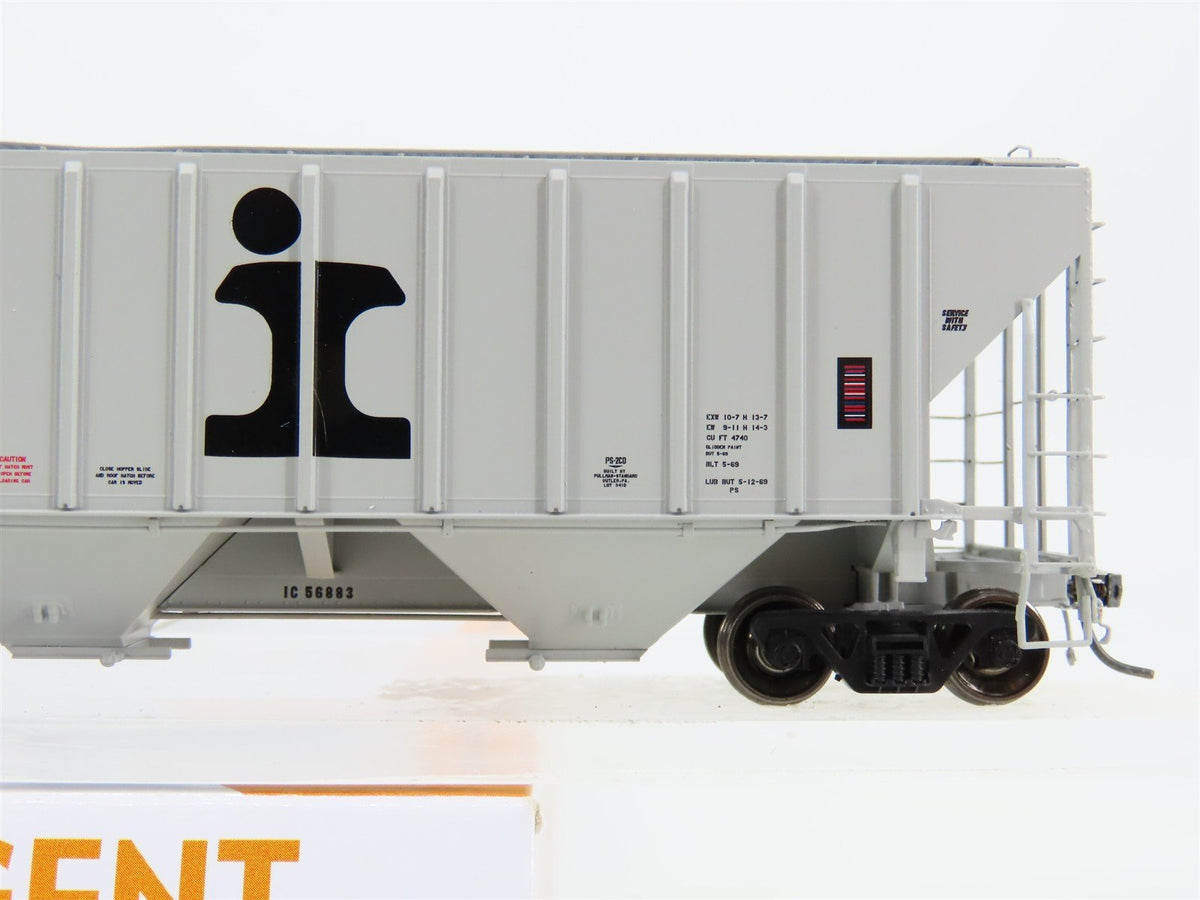 HO Scale Tangent 10032-10 IC Illinois Central 3 Bay Covered Hopper #56883