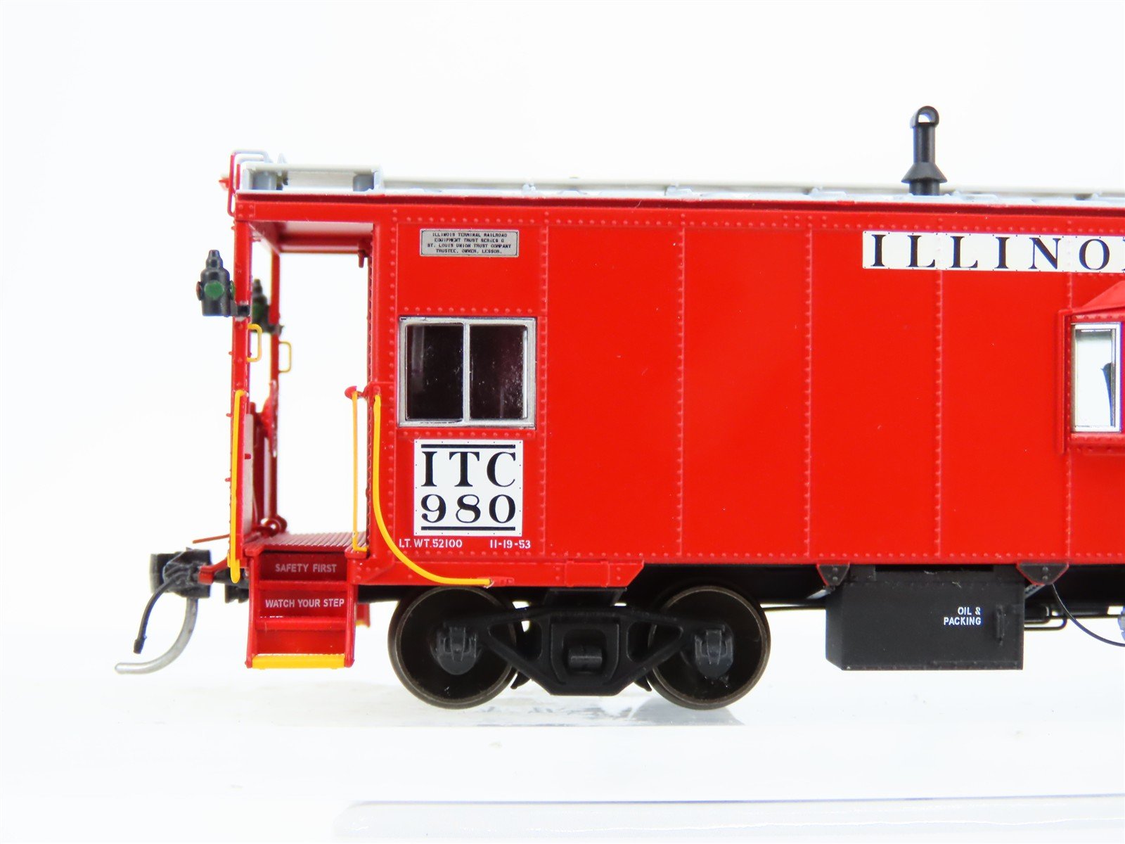HO Scale Tangent 60116-01 ITC Illinois Terminal Bay Window Caboose #980