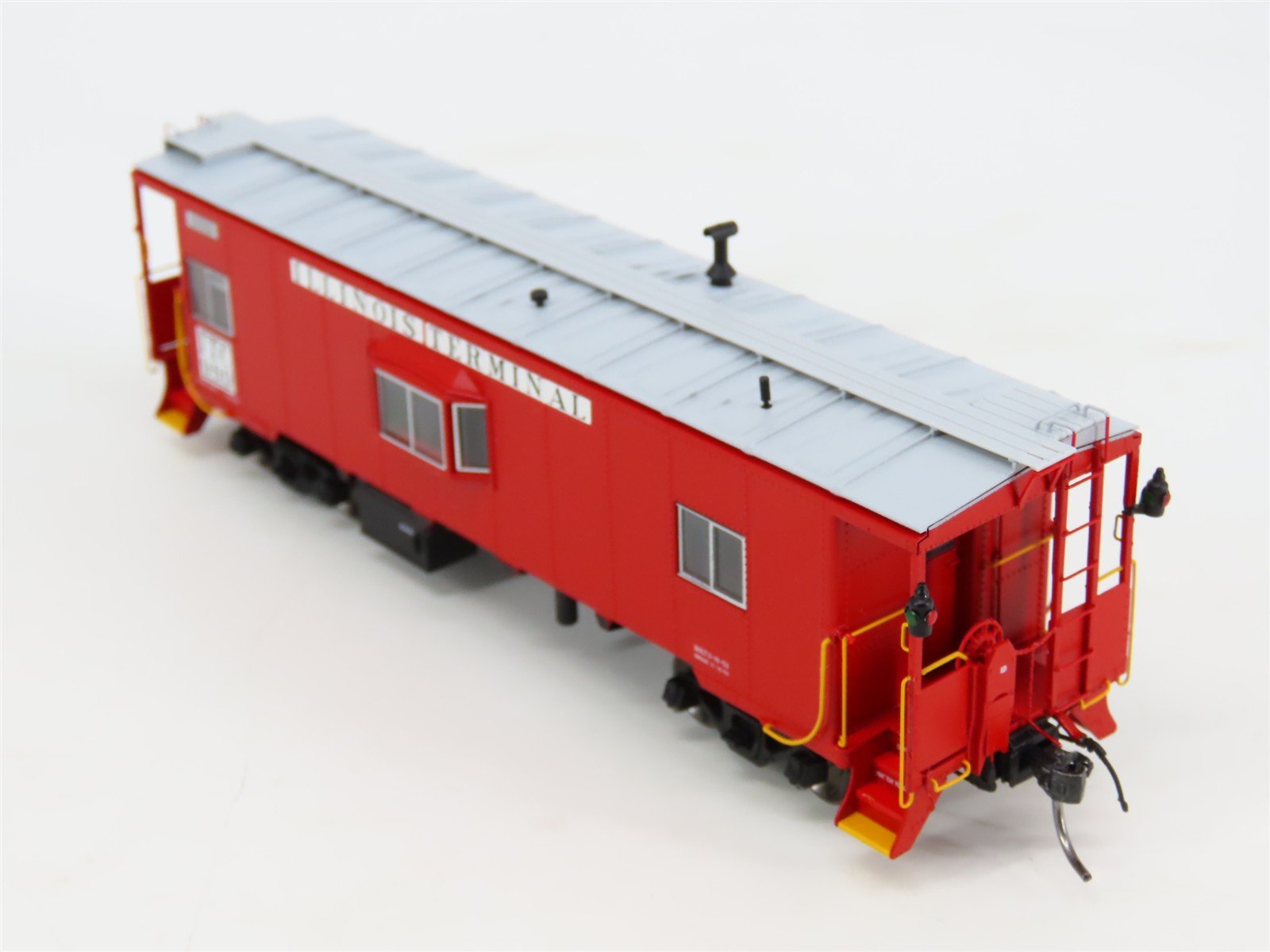 HO Scale Tangent 60116-01 ITC Illinois Terminal Bay Window Caboose #980