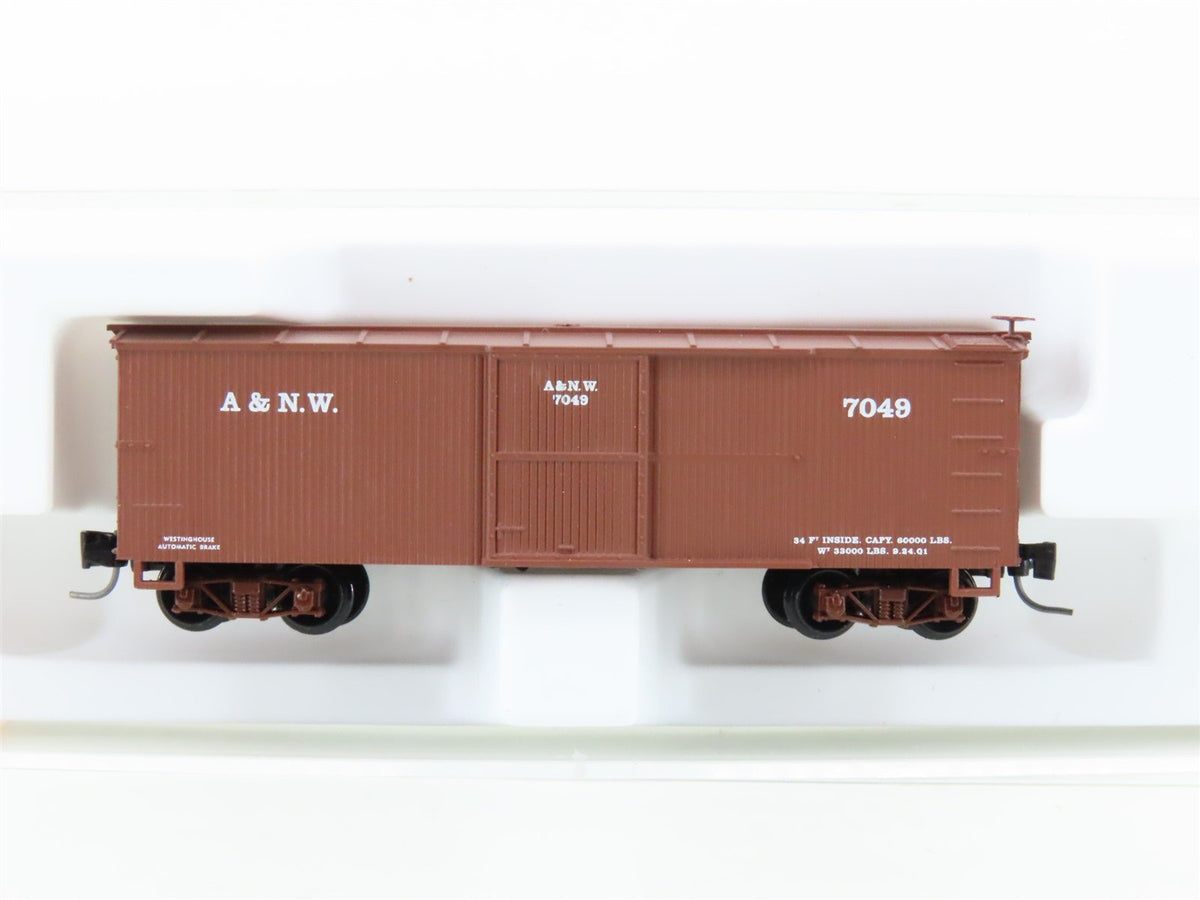 Nn3 Scale Micro-Trains MTL 15114 A&amp;NW Austin &amp; North Western 30&#39; Box Car #7049
