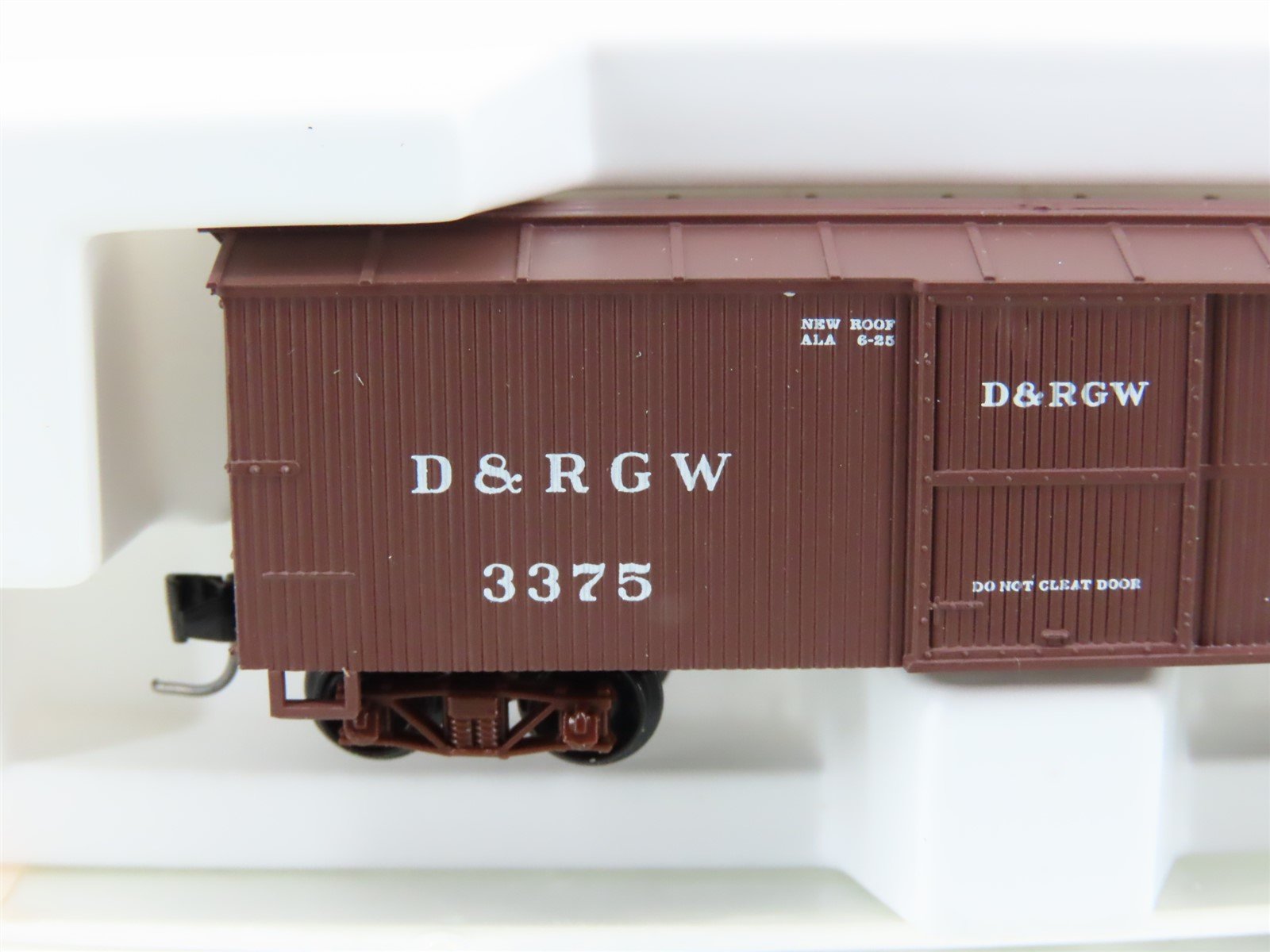 Nn3 Scale Micro-Trains MTL 15101 D&RGW Rio Grande 30' Wood Box Car #3375
