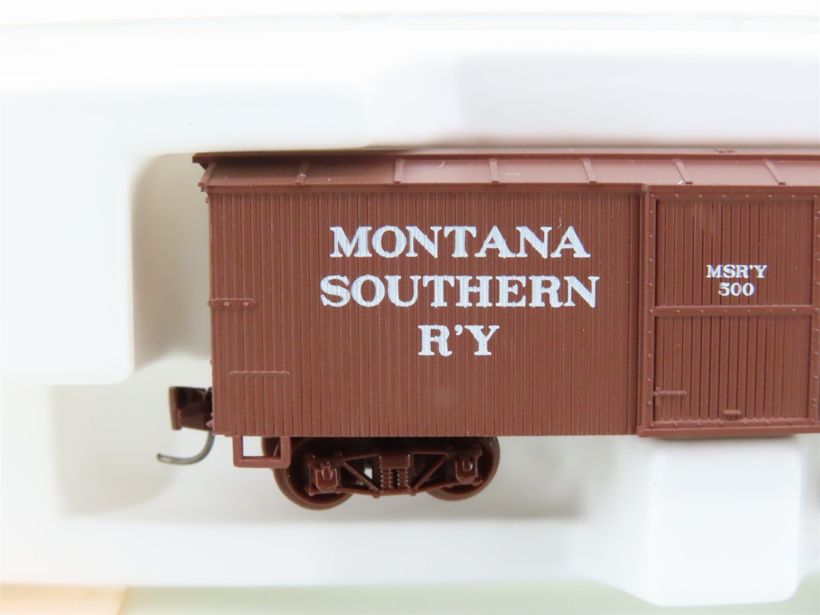 Nn3 Scale Micro-Trains MTL 15110 MSRY Montana Southern 30' Wood Box Car #500